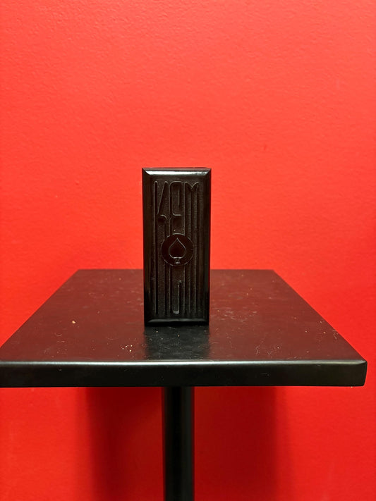 cool  New York 1930s Bakelite art deco card box with cards in mint condition  amazing gift  3 1/2 by one and 1/2 x 3“ tall  wow