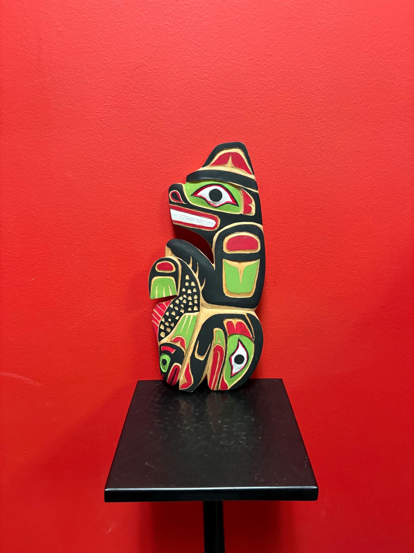 Beautiful indigenous first nations Pacific Northwest Coast 12 x 6 wide bear salmon plaque by Brian SCOW needs a hanger good value