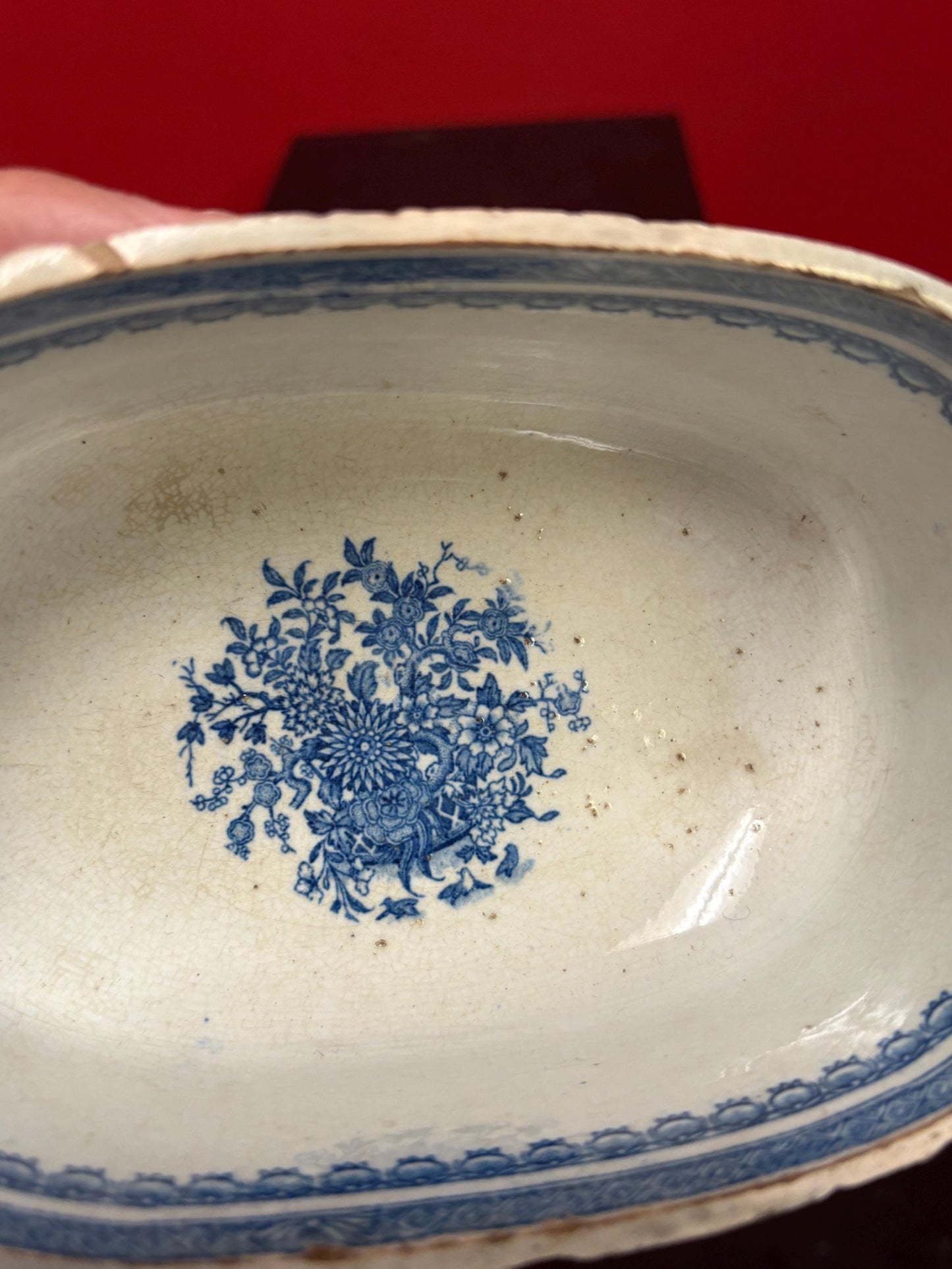 Stunning mid 18th century Chinese bowl 7 1/2 x 4 x 3 high minor chips see photos amazing Chinese porcelain - wow