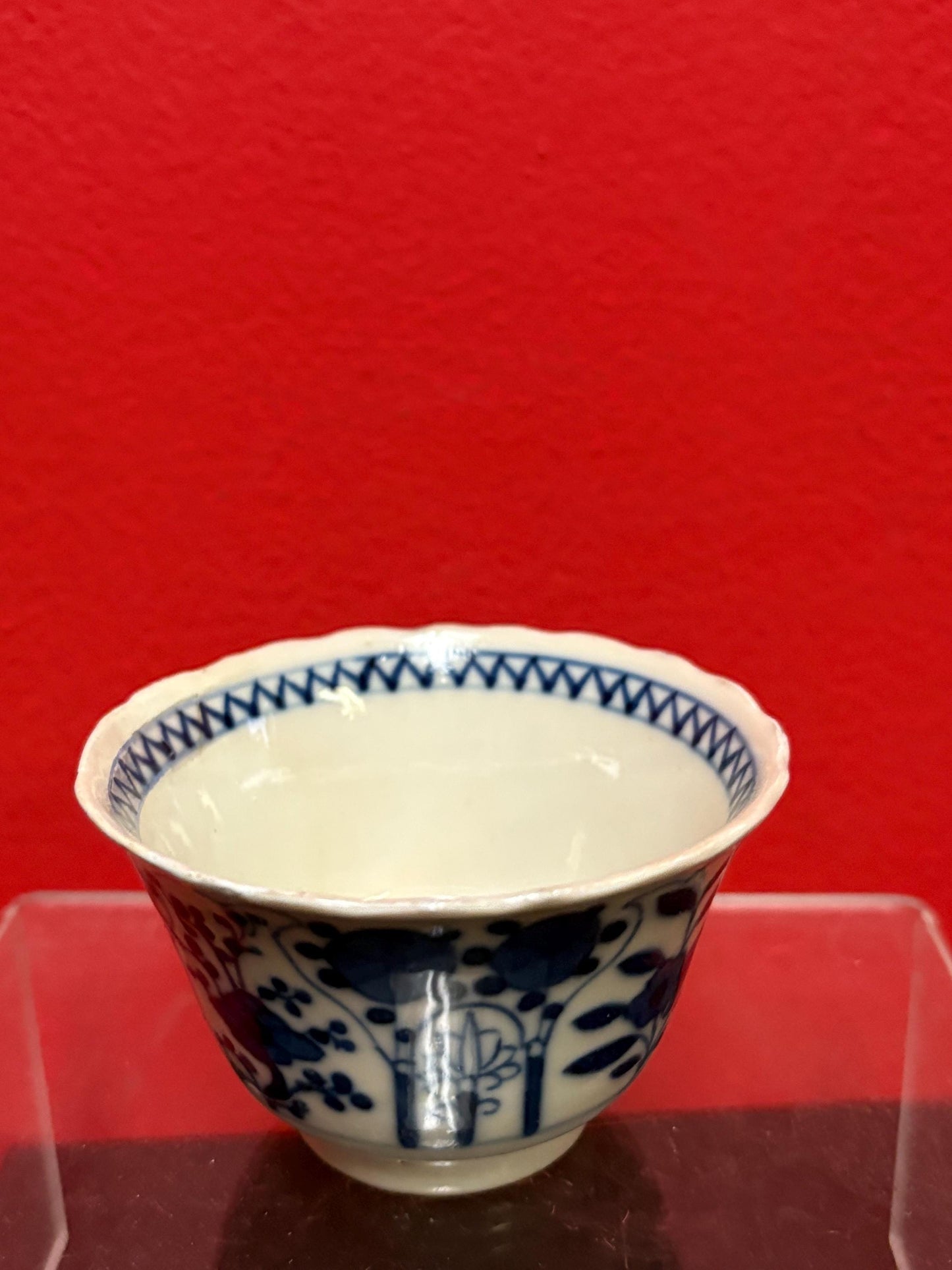 Fabulous early antique Chinese blue and white cup - great condition 3 x 2 high  wow