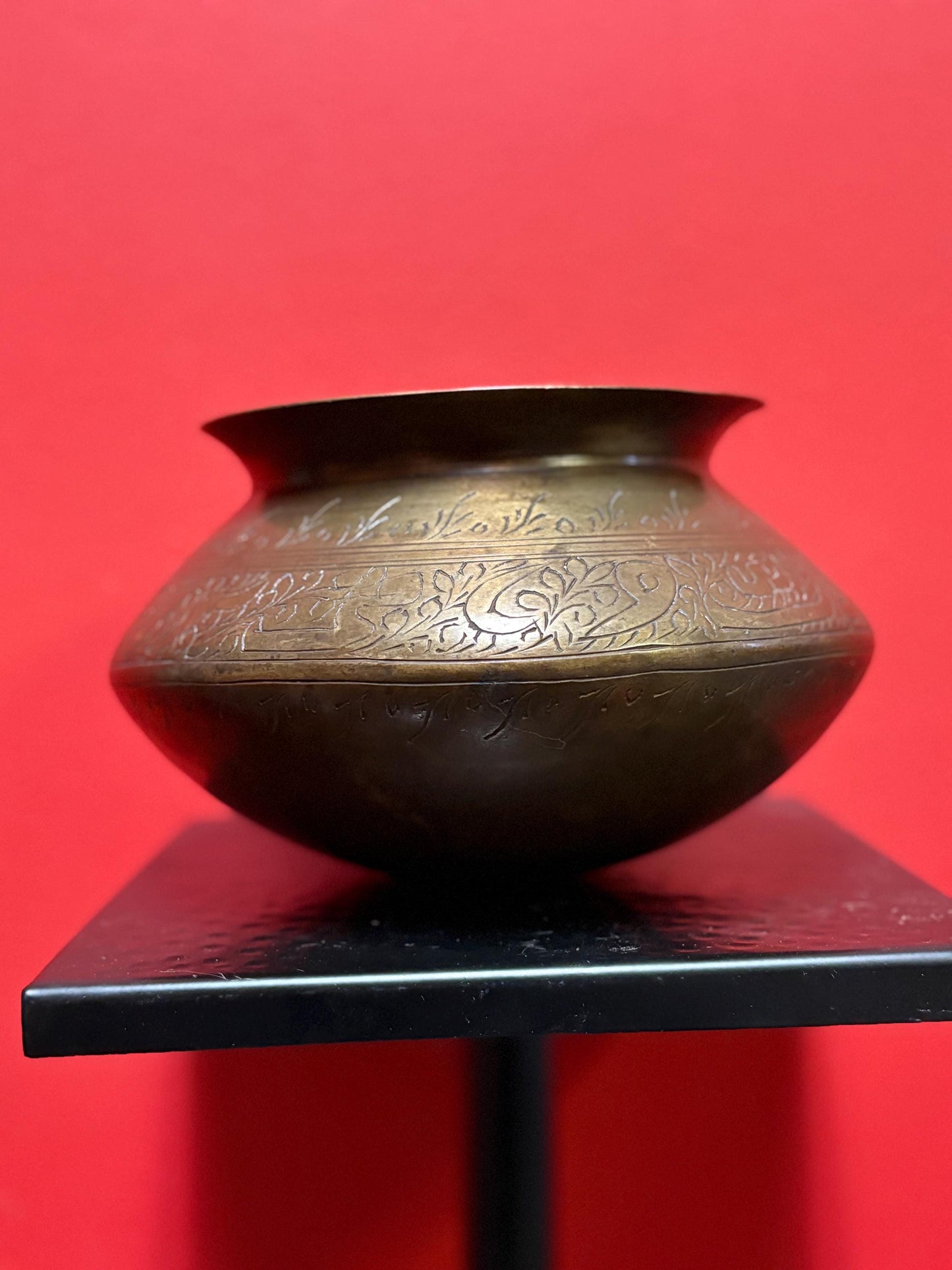 A Stunning museum quality approx 16th century Ming Dynasty bronze vessel  incredible detail and patina  sensational piece of Chinese art