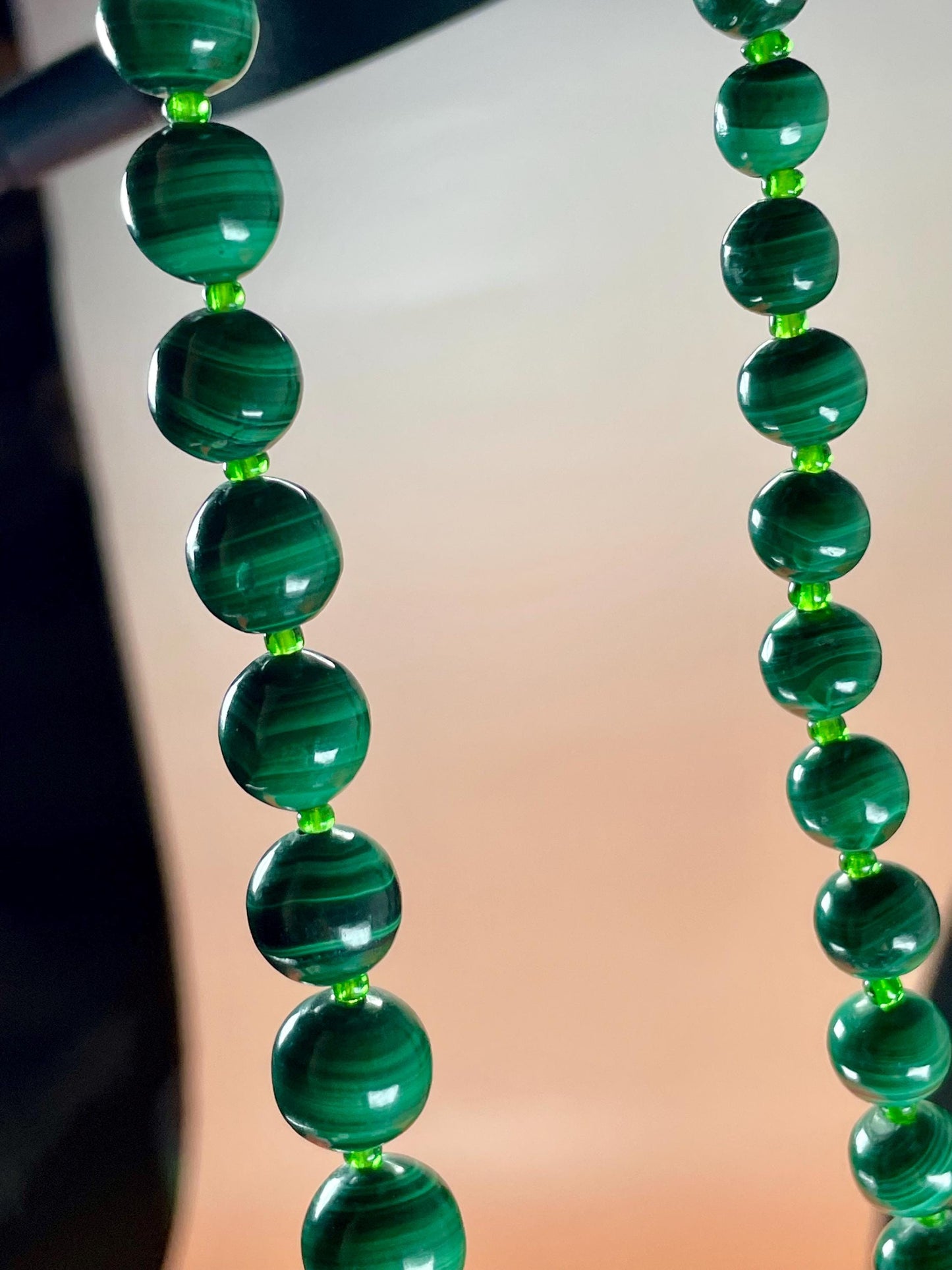23 inch Green Swirled Glass Bead Necklace  Vintage-Style Statement Jewelry