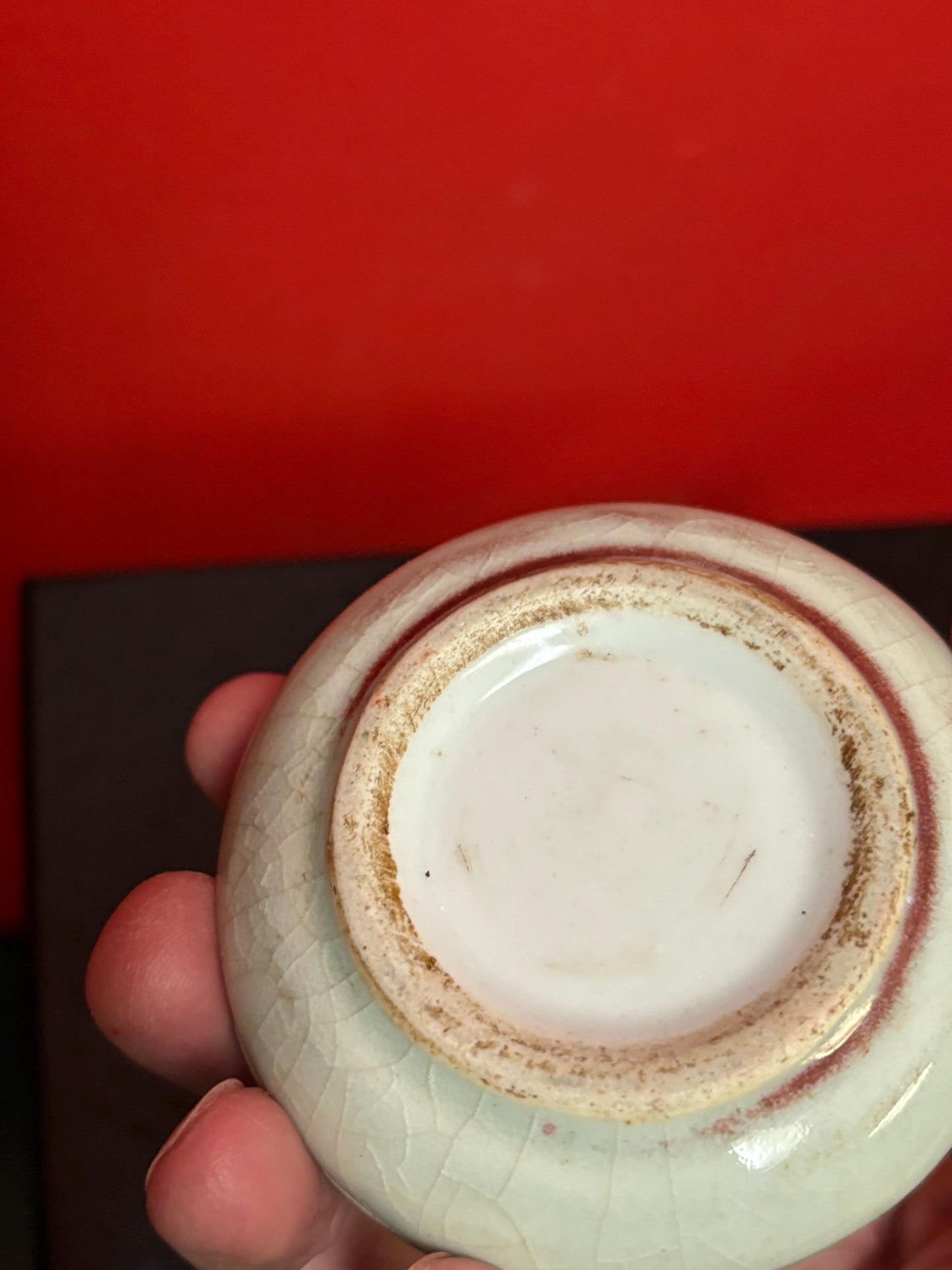 Museum quality stunning 17th century Ming Dynasty Chinese white paste pot with sang de beouf design - wow - mint condition