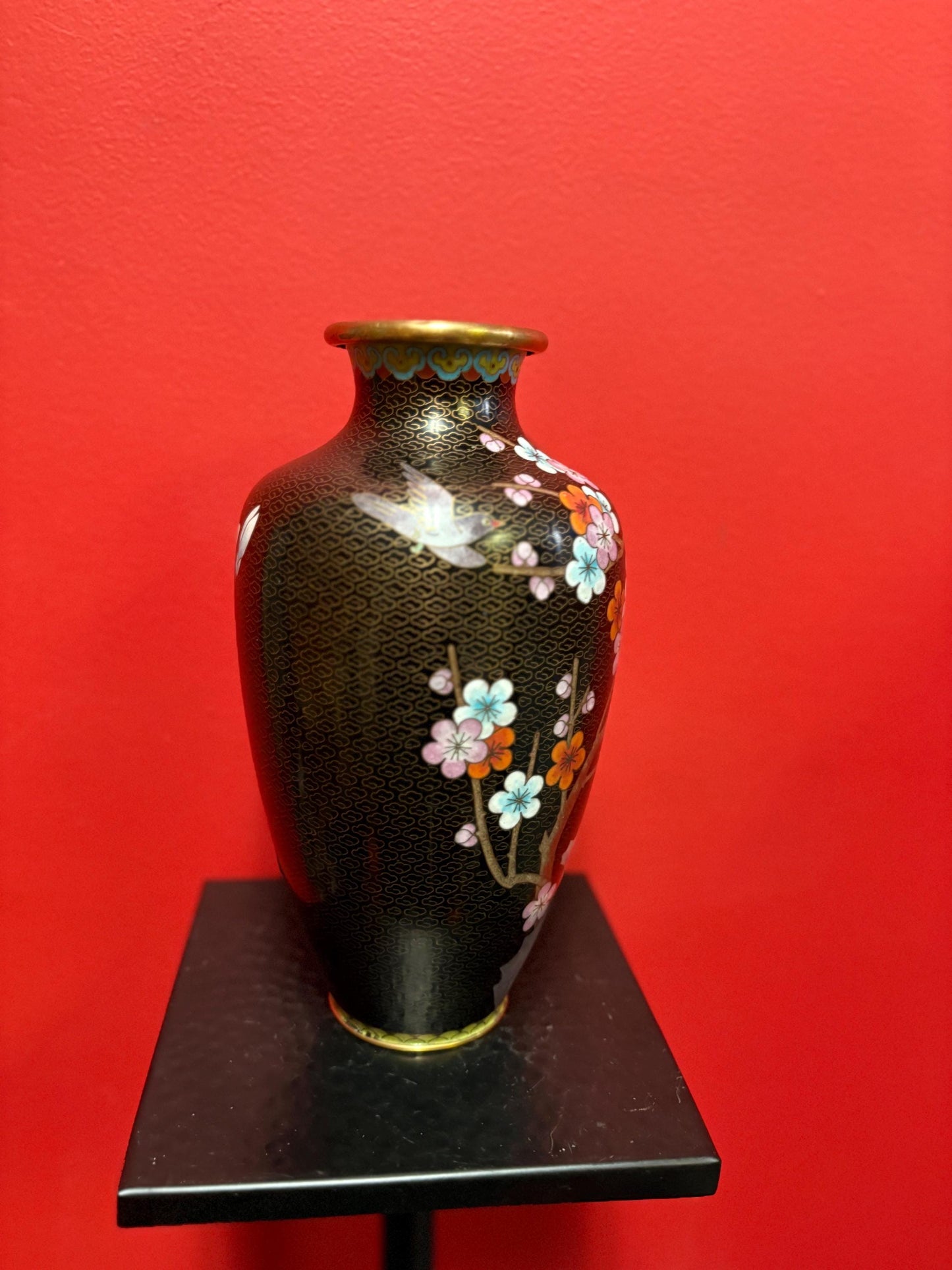 Cloisonné antique 10 inch vase in mint condition  cherry blossoms  wow  great value