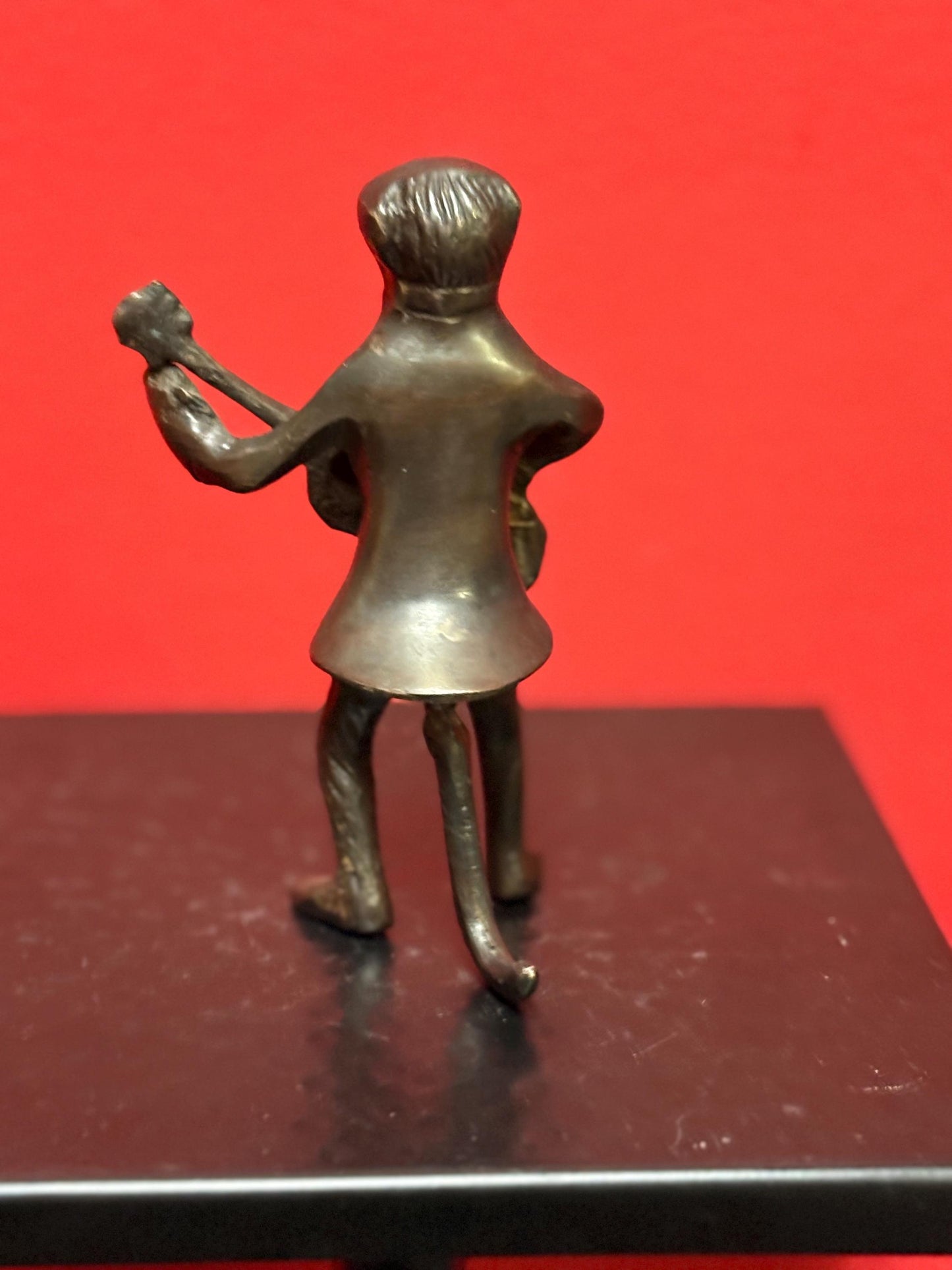 Beautiful antique bronze monkey playing the guitar  great Patina  and 5 inches tall  amazing gift  monkey business