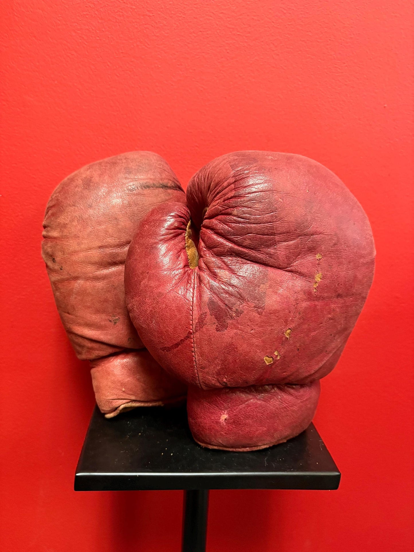 Amazing pair of 9 inch long antique leather boxing gloves  great condition for age  see photos  perfect gift