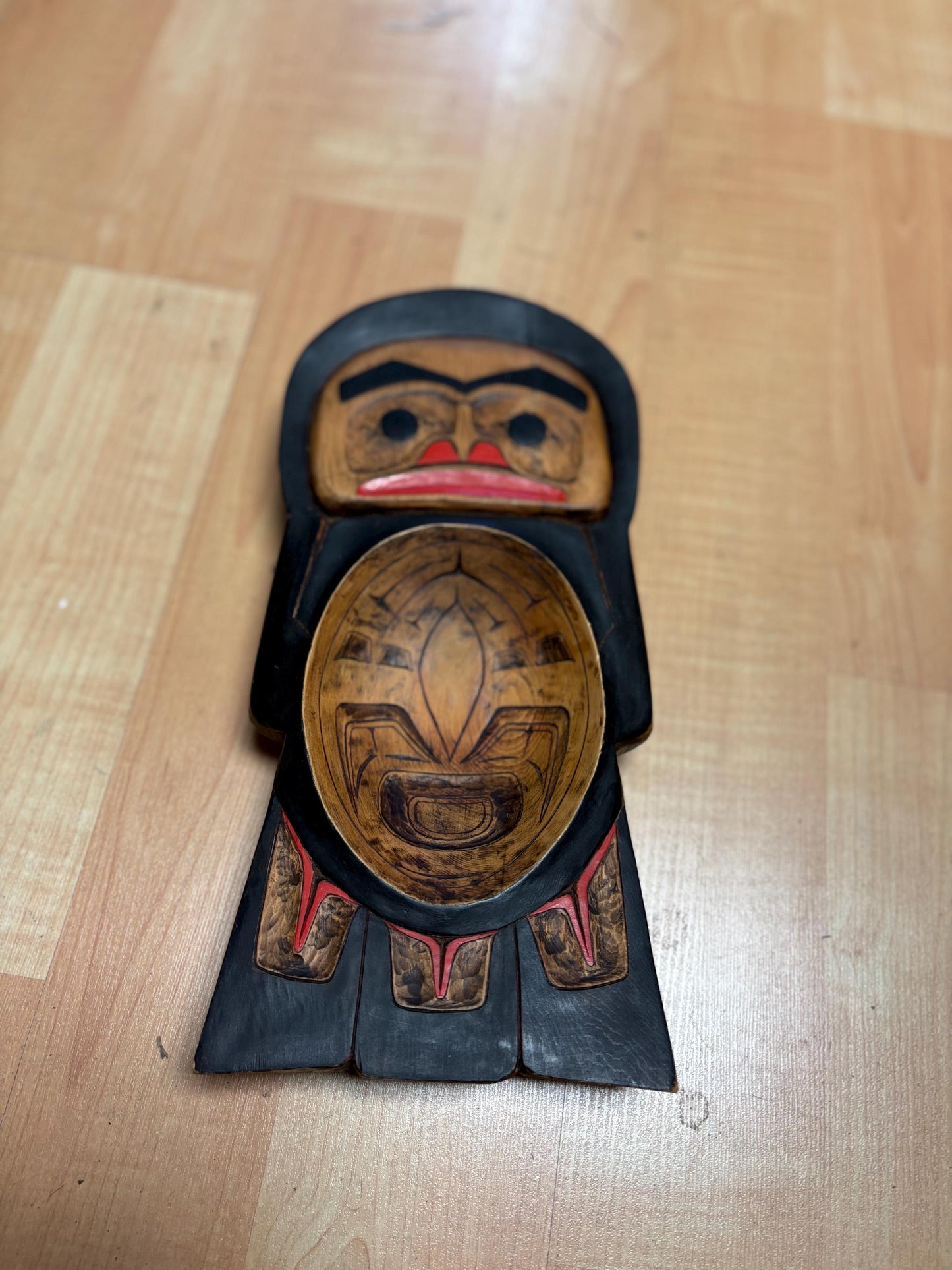 museum quality indigenous first nations Pacific Northwest Coast signed owl grease bowl - 13 x 6 wide. - attributed to Henry George - great