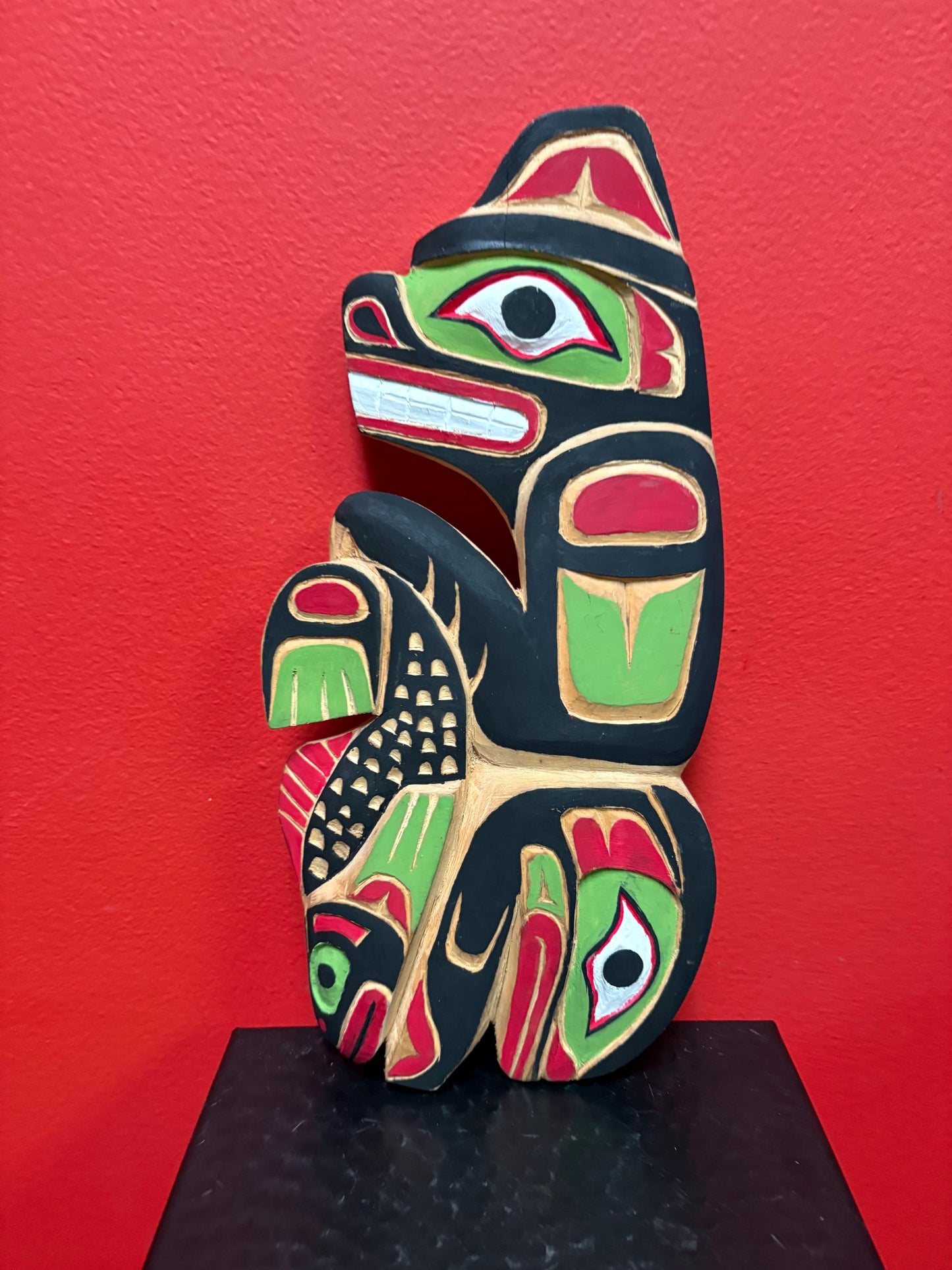Beautiful indigenous first nations Pacific Northwest Coast 12 x 6 wide bear salmon plaque by Brian SCOW needs a hanger good value