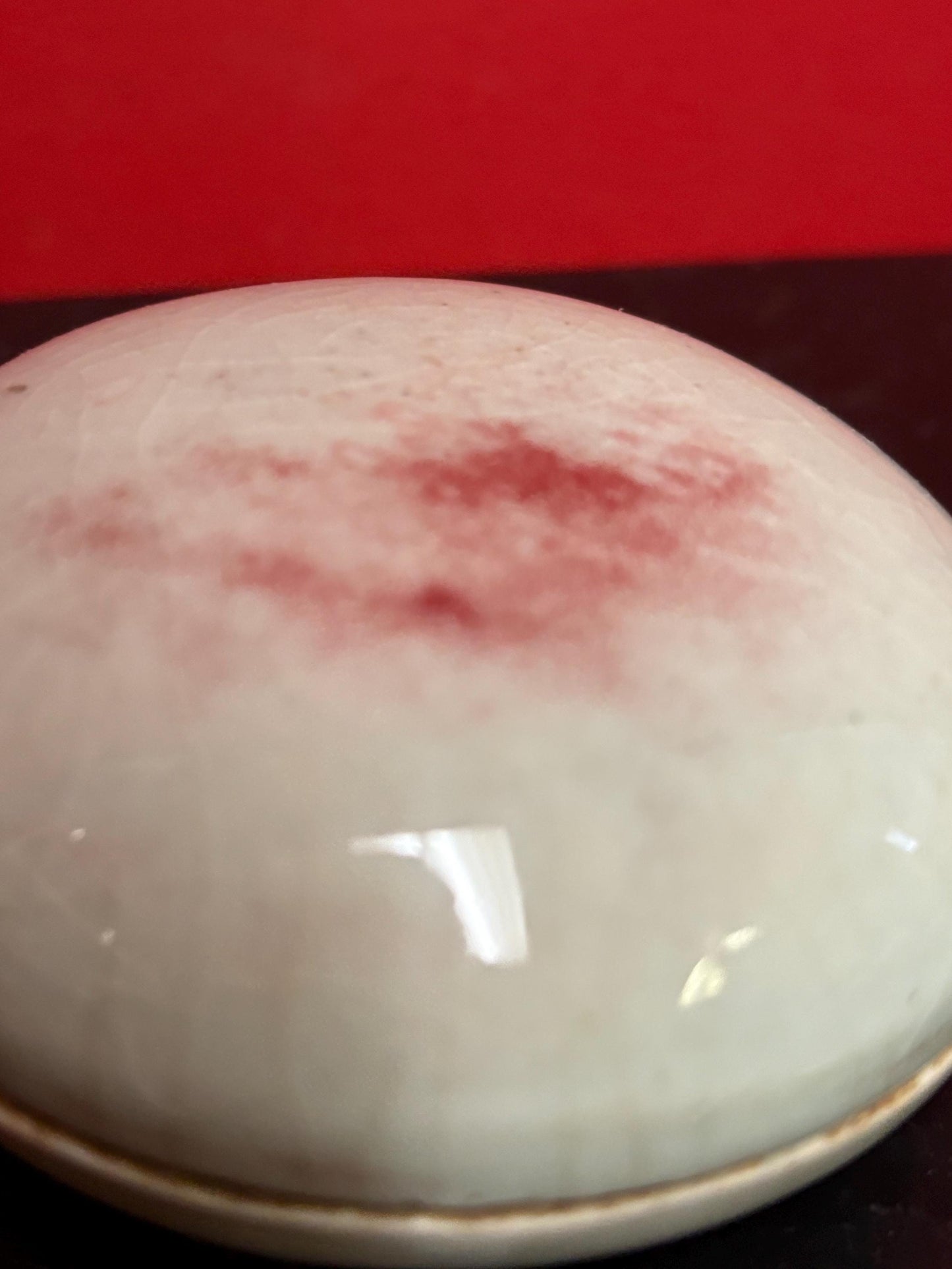 Museum quality stunning 17th century Ming Dynasty Chinese white paste pot with sang de beouf design - wow - mint condition