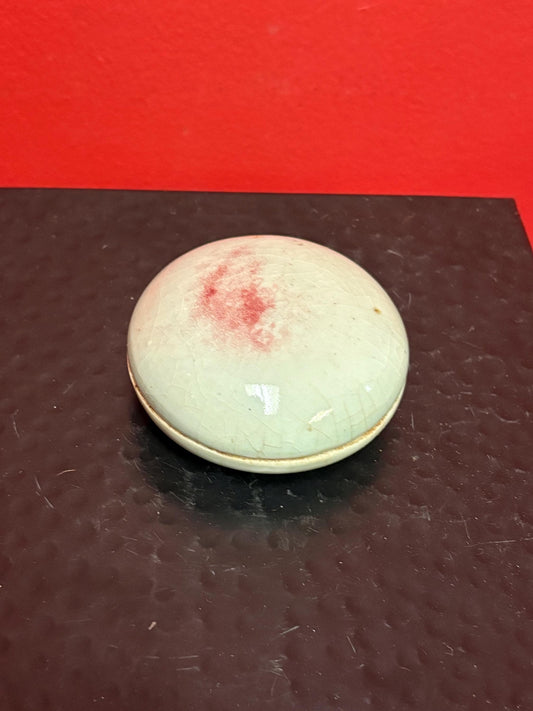 Museum quality stunning 17th century Ming Dynasty Chinese white paste pot with sang de beouf design - wow - mint condition