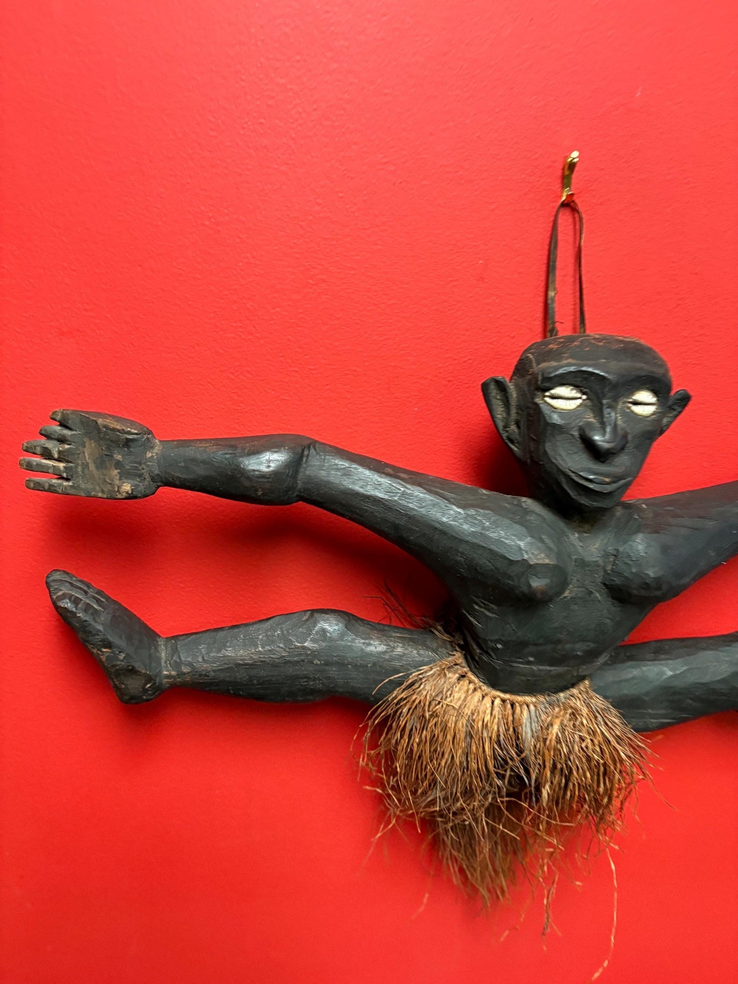 Very rare museum quality 19 century Papua New Guinea wall statue plaque   24 x 12 high  incredible detail and great condition -wow