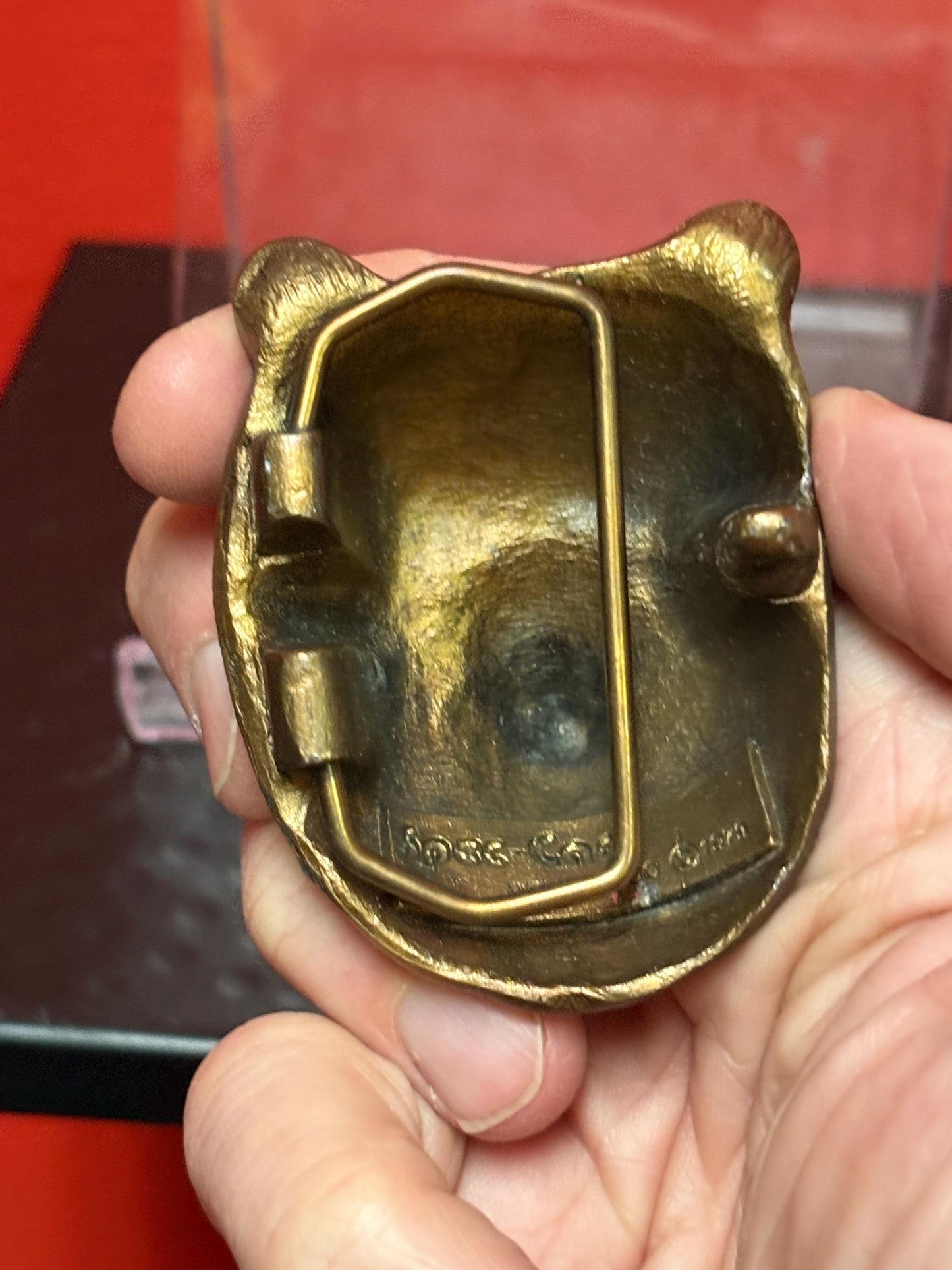 Heavy amazing 2 inch American brass grizzly bear belt buckle