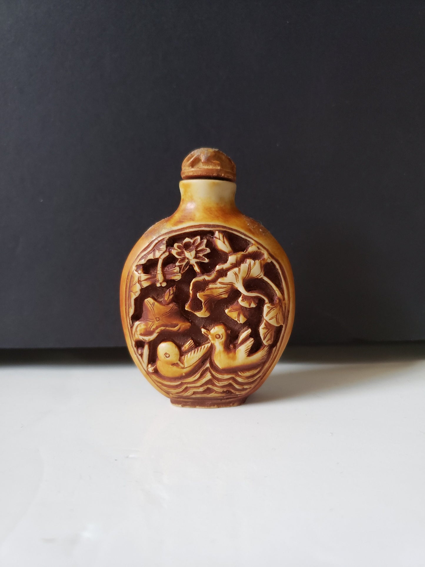 Chinese Resin Snuff Bottle
