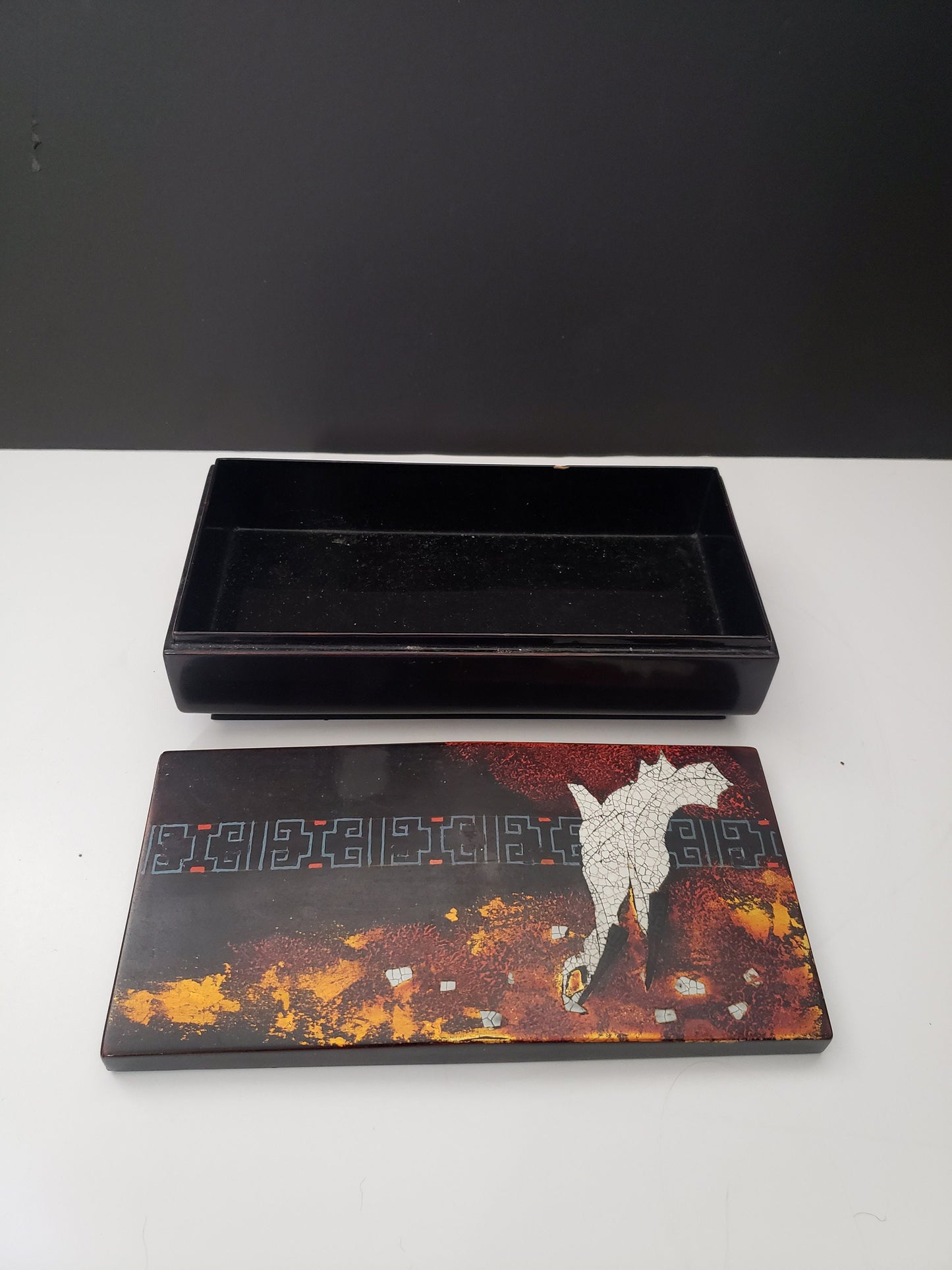 Vintage Signed Vietnamese Lacquer Box