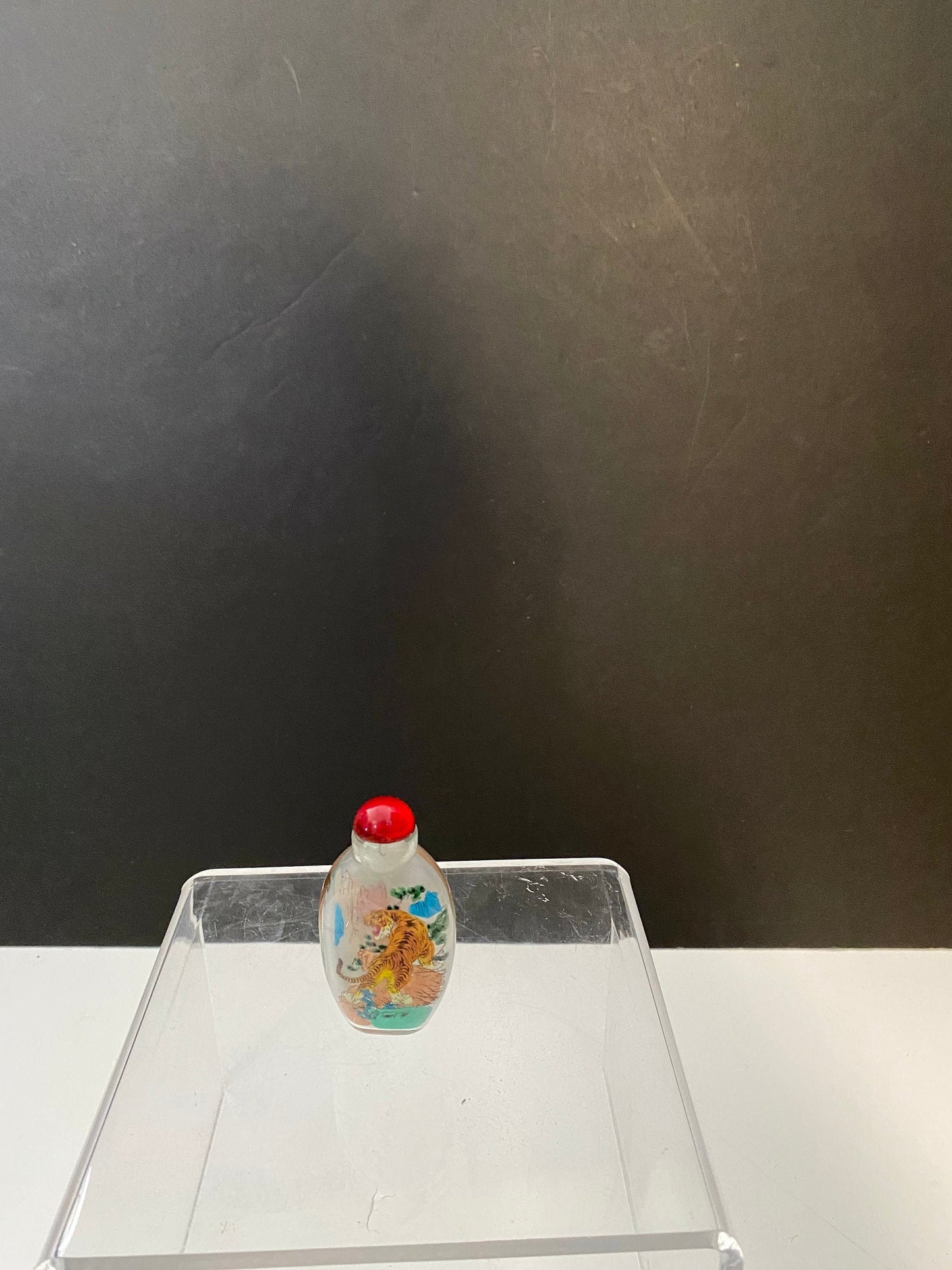 Fabulous Chinese inside painted pouncing tiger snuff bottle