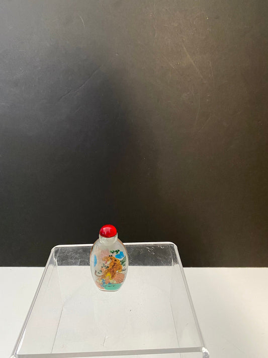 Fabulous Chinese inside painted pouncing tiger snuff bottle