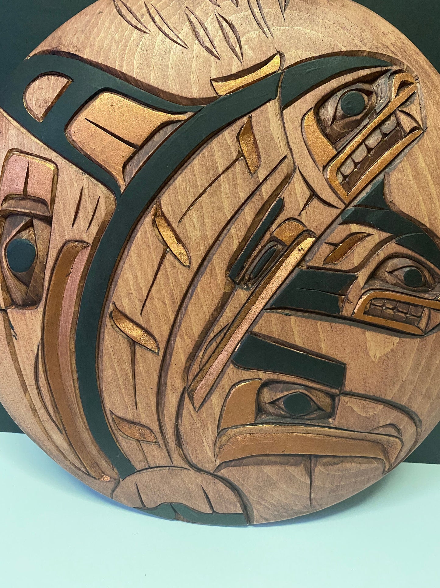 A  Fabulous Vancouver Island indigenous first nations Charlie George plaque of killer whale Raven and eagle 10 inches