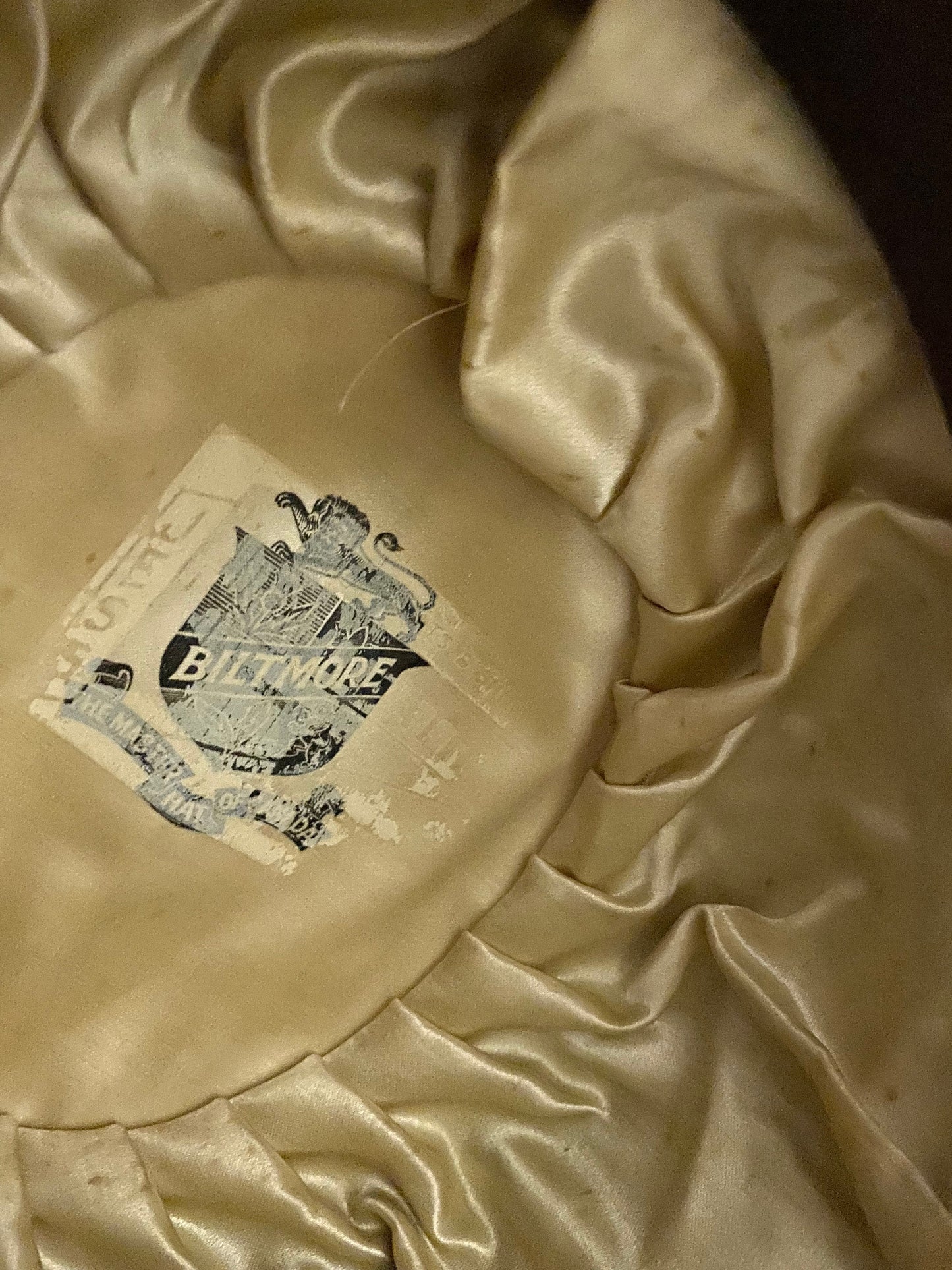 A  Stunning antique Biltmore leather lined mens bowler  hat  medium sized head   8 x 7 inner measurements