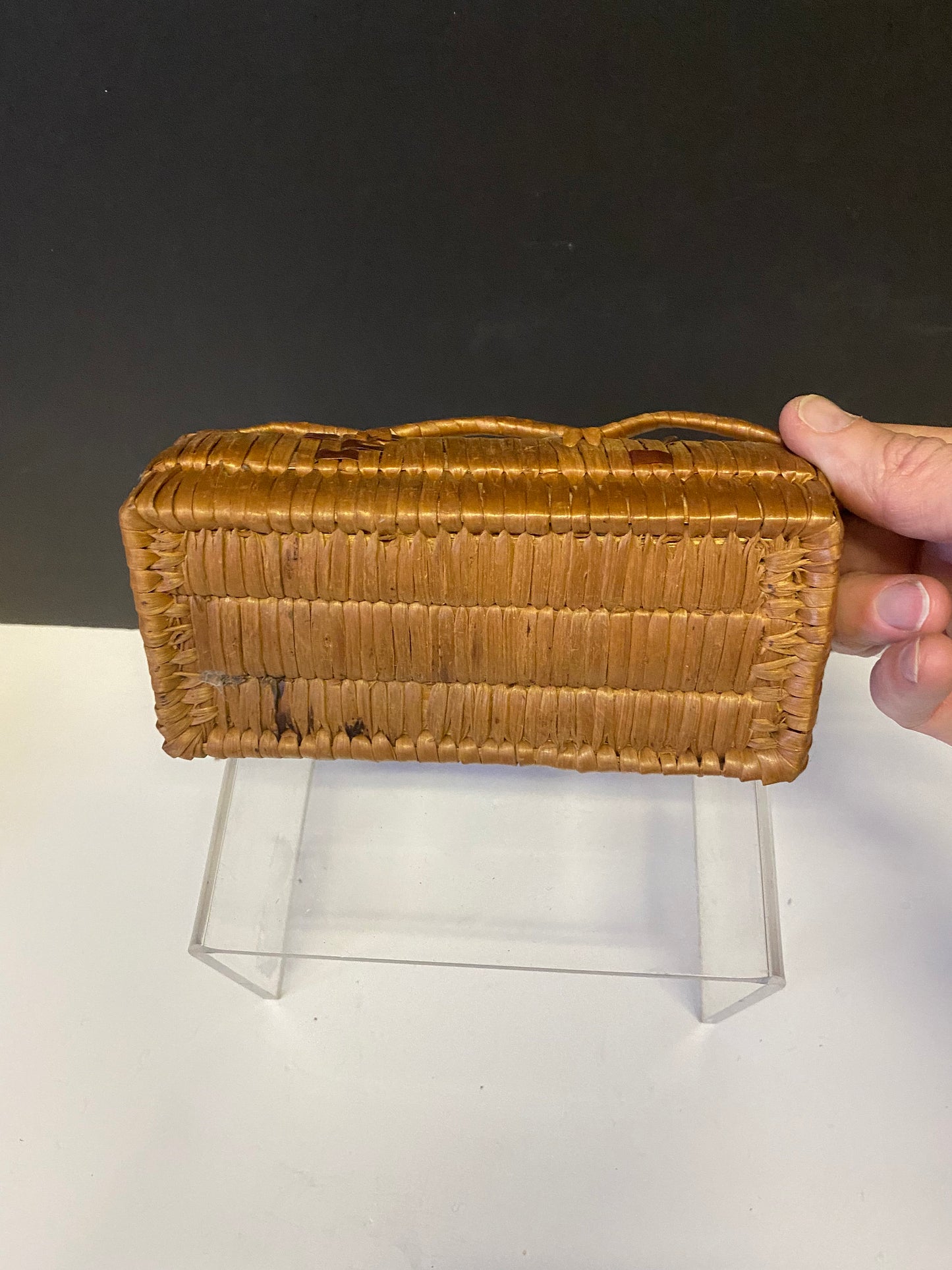 7 inch Long superb Indigenous First Nations coast Salish unusual basket  small damage on one corner