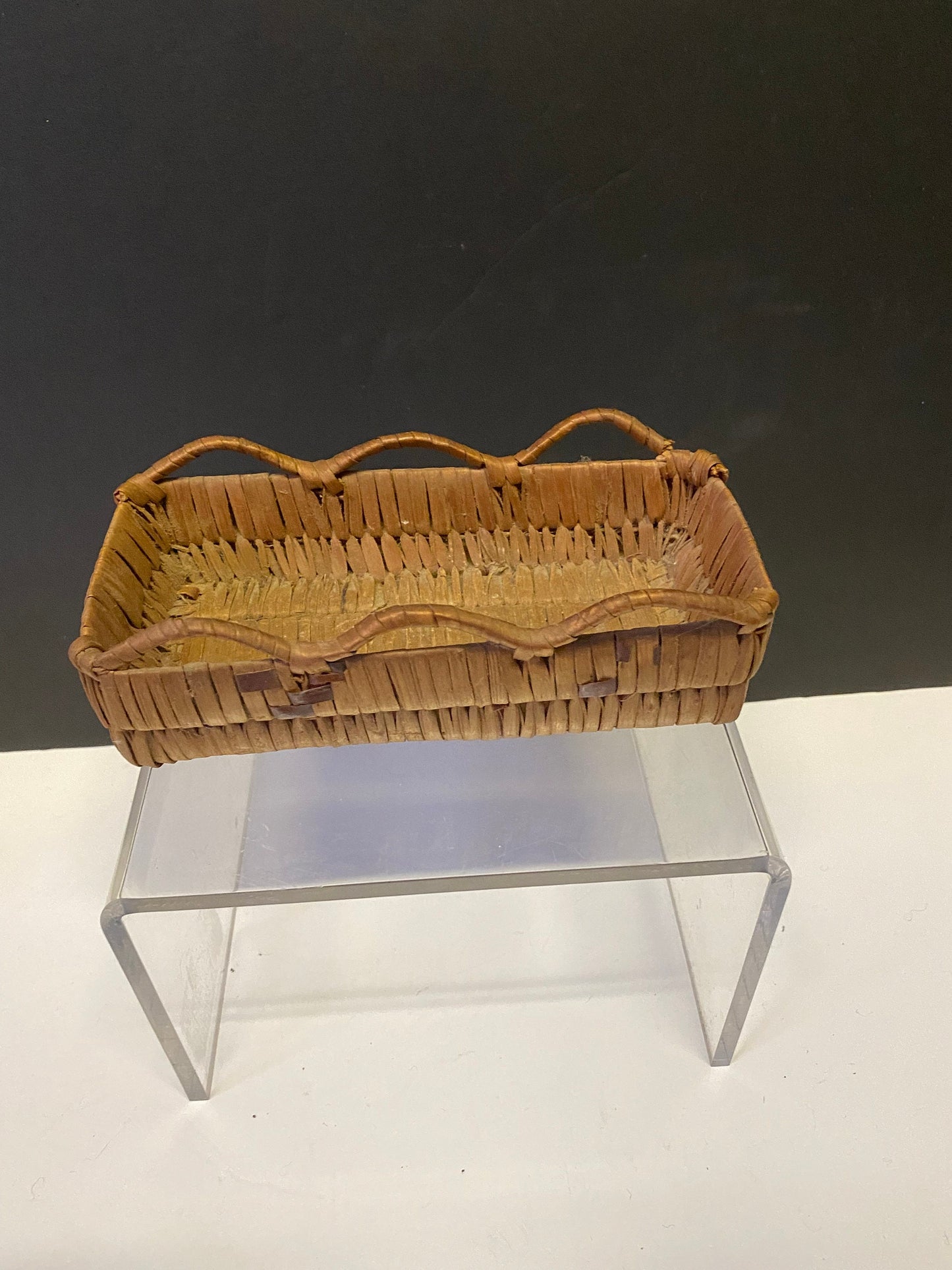 7 inch Long superb Indigenous First Nations coast Salish unusual basket  small damage on one corner