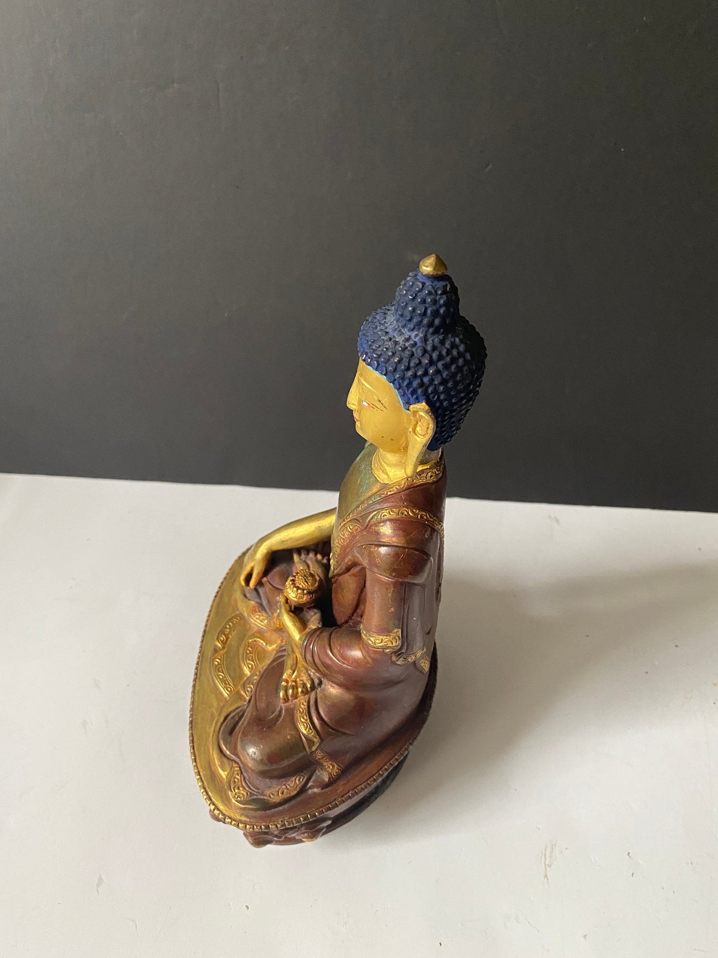 Absolutely cracking 10 inch authentic antique Chinese gilded Bronze seated Buddha  serene expression with wonderful patina