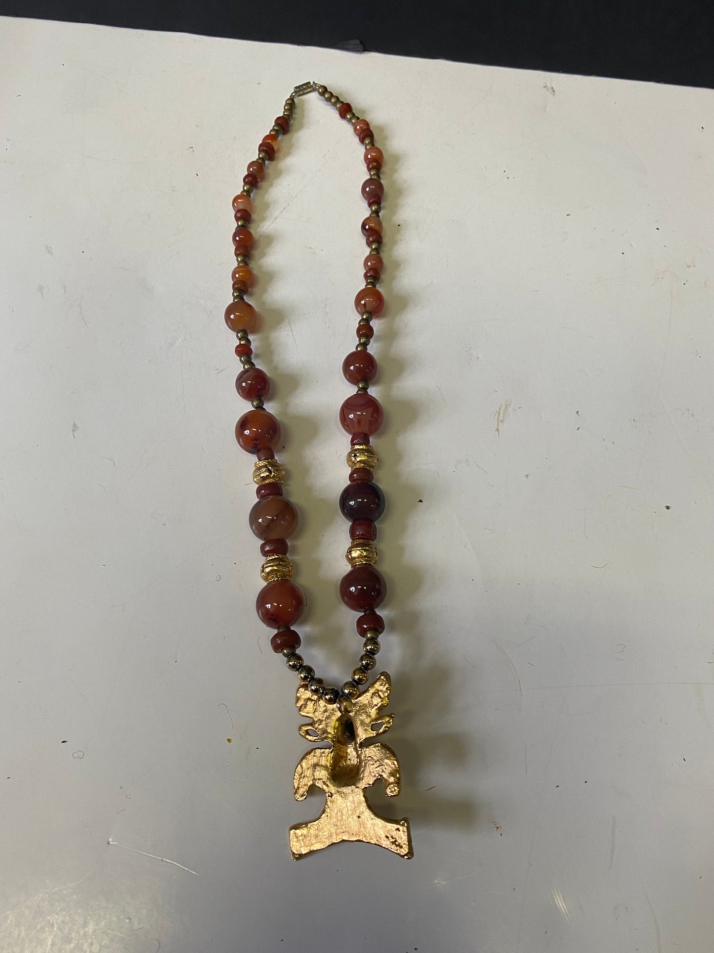 Lovely well-made authentic agate and gold necklace  untested  great look  perfect gift  wow