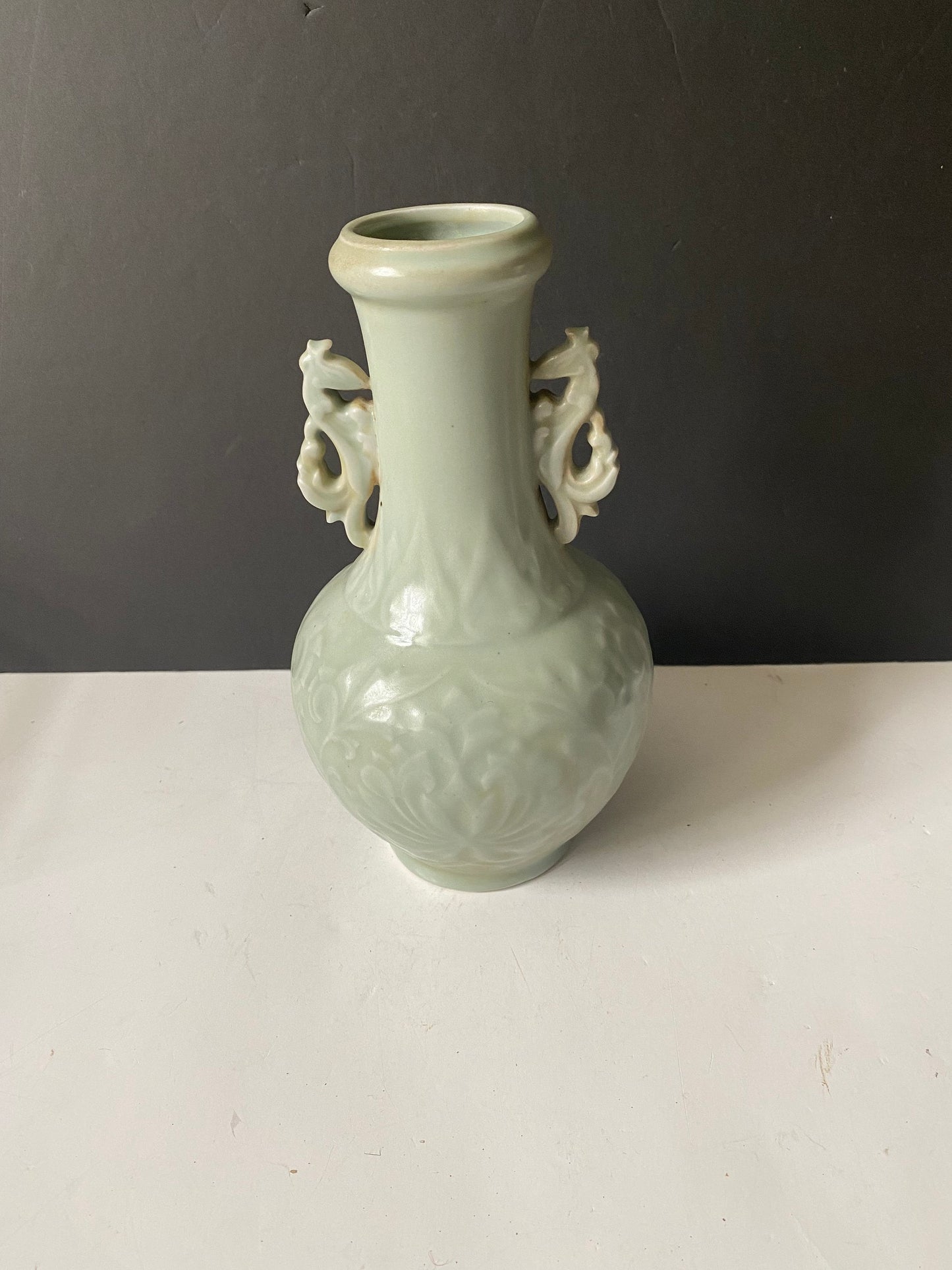 An absolutely fabulous 19th century song dynasty style chinese double handled vase  8.75 inches tall  Amazing detail and quality