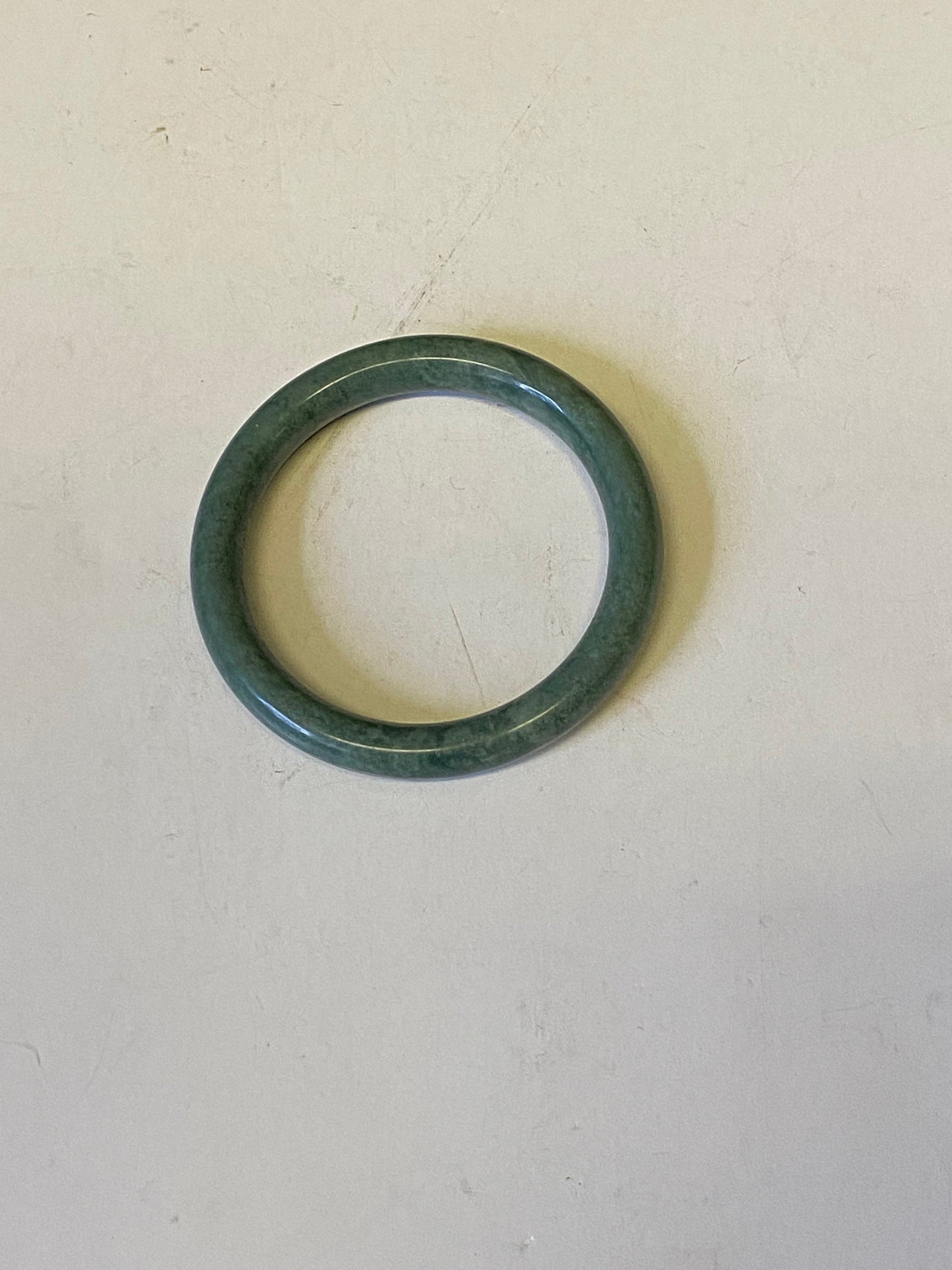 A  Fabulous 3 inch Authentic Chinese  spinach Jade bangle  Stunning quality and a wonderful gift or for yourself wow wow D54