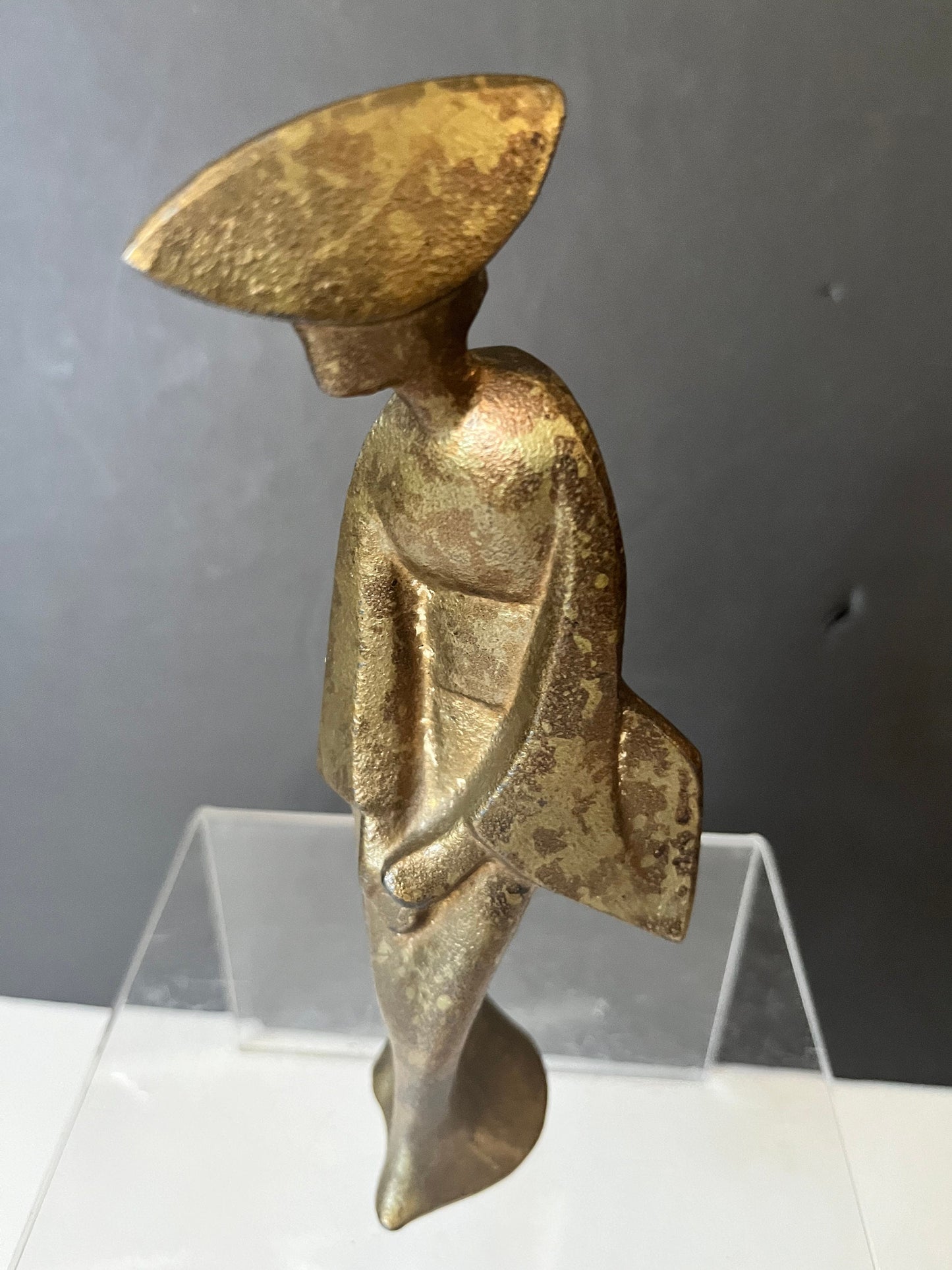 Fabulous 7 inch Japanese deco gilded geisha dancer  Incredible Patina and overall a lovely little piece
