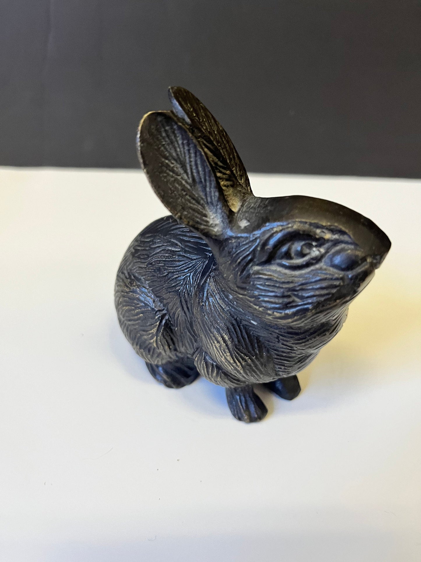 Fabulous bronze 4 x 4 inch rabbit  Great quality in Patina and quite heavy for a small piece  Gift alert -  great value