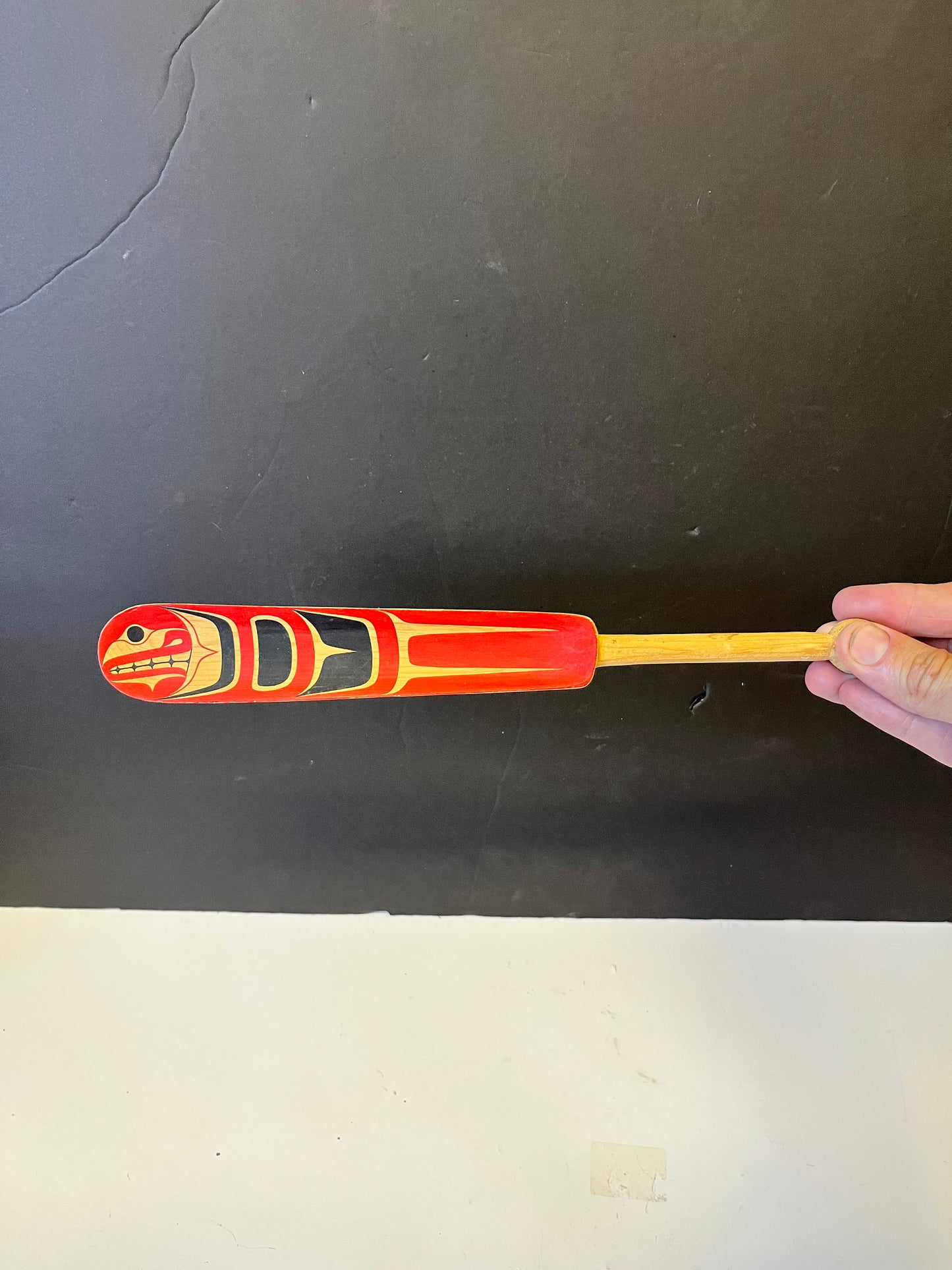 Absolutely fabulous museum quality 12 inch first nations carved cedar and handpainted shoehorn  One-of-a-kind piece in great condition