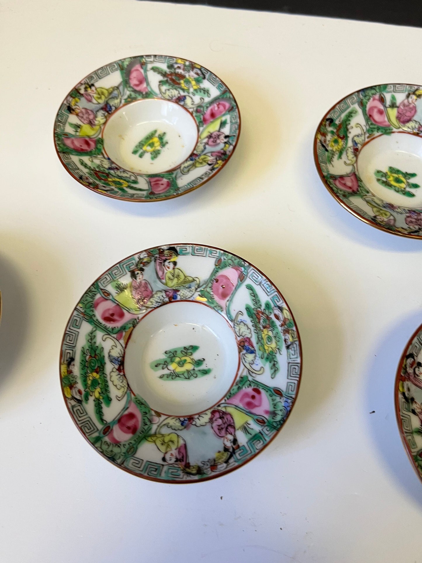 Set of 5  4 inch Japanese famille Rose dishes  All good condition and stamped on bottom  great price