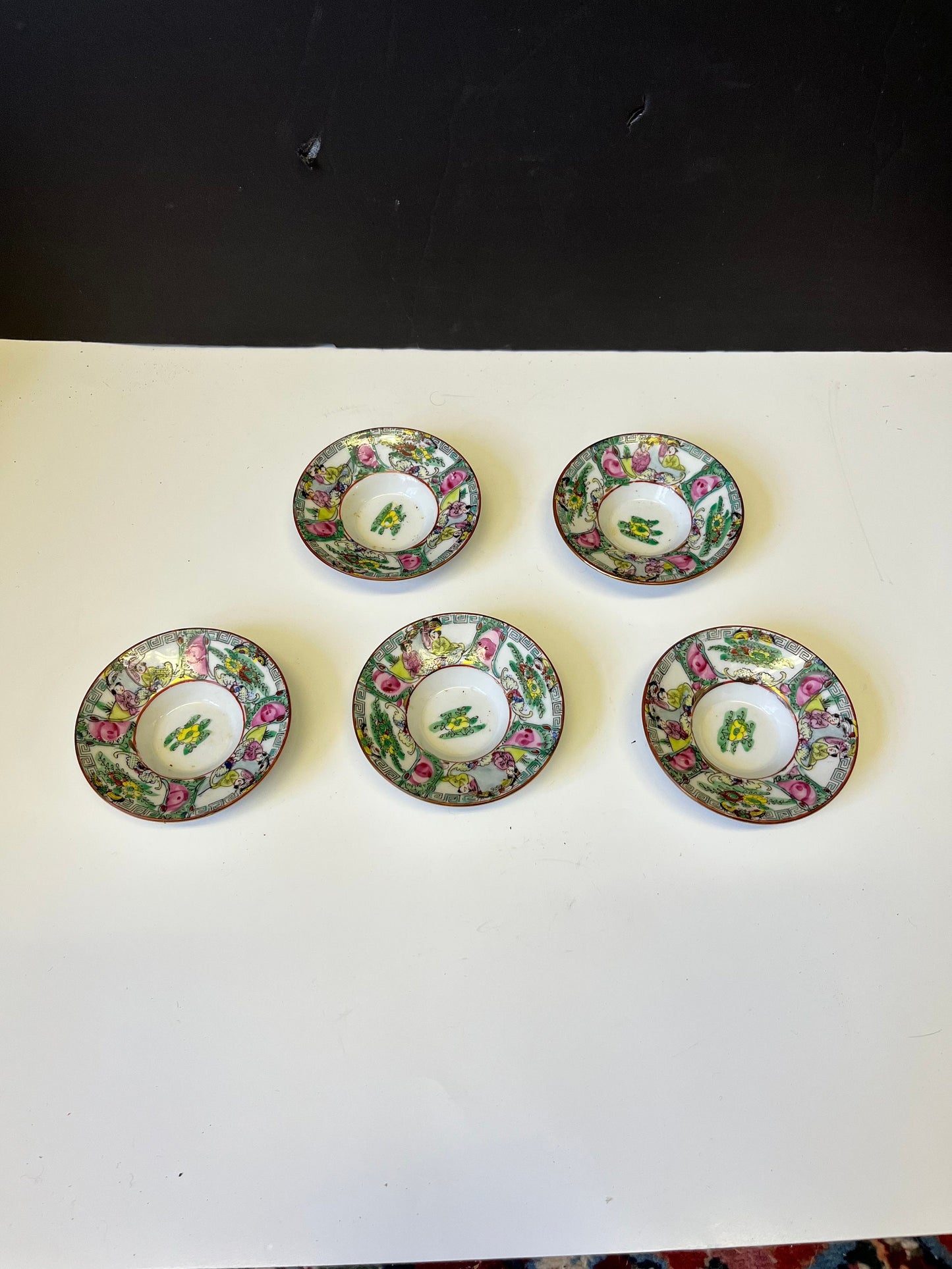 Set of 5  4 inch Japanese famille Rose dishes  All good condition and stamped on bottom  great price