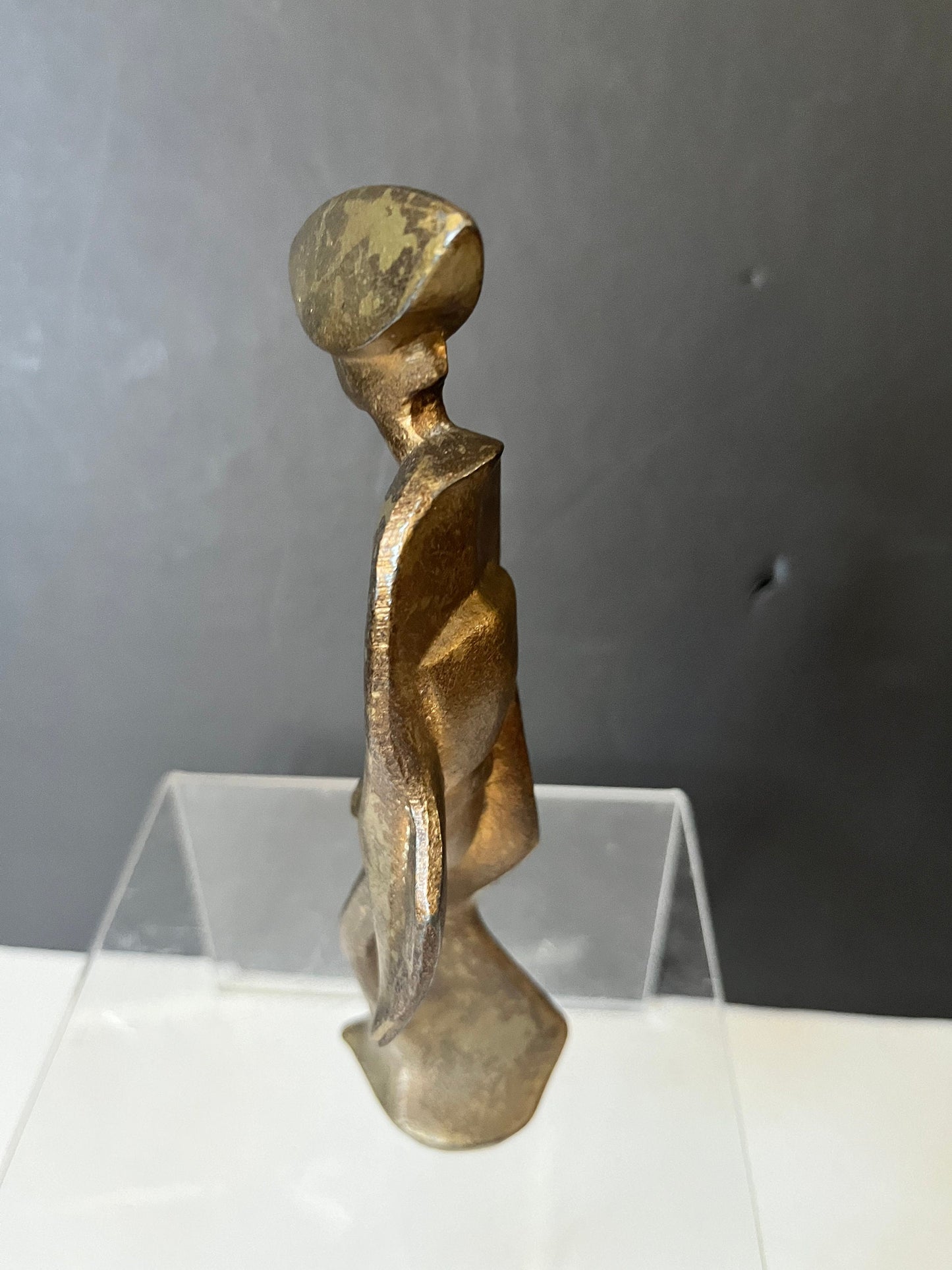 Fabulous 7 inch Japanese deco gilded geisha dancer  Incredible Patina and overall a lovely little piece