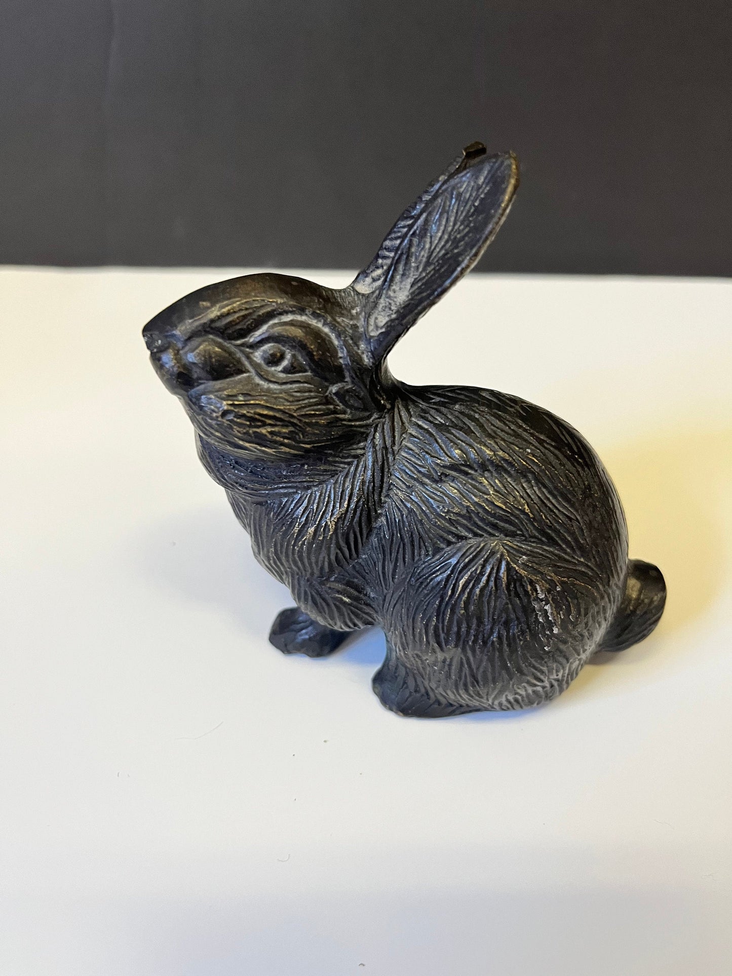 Fabulous bronze 4 x 4 inch rabbit  Great quality in Patina and quite heavy for a small piece  Gift alert -  great value