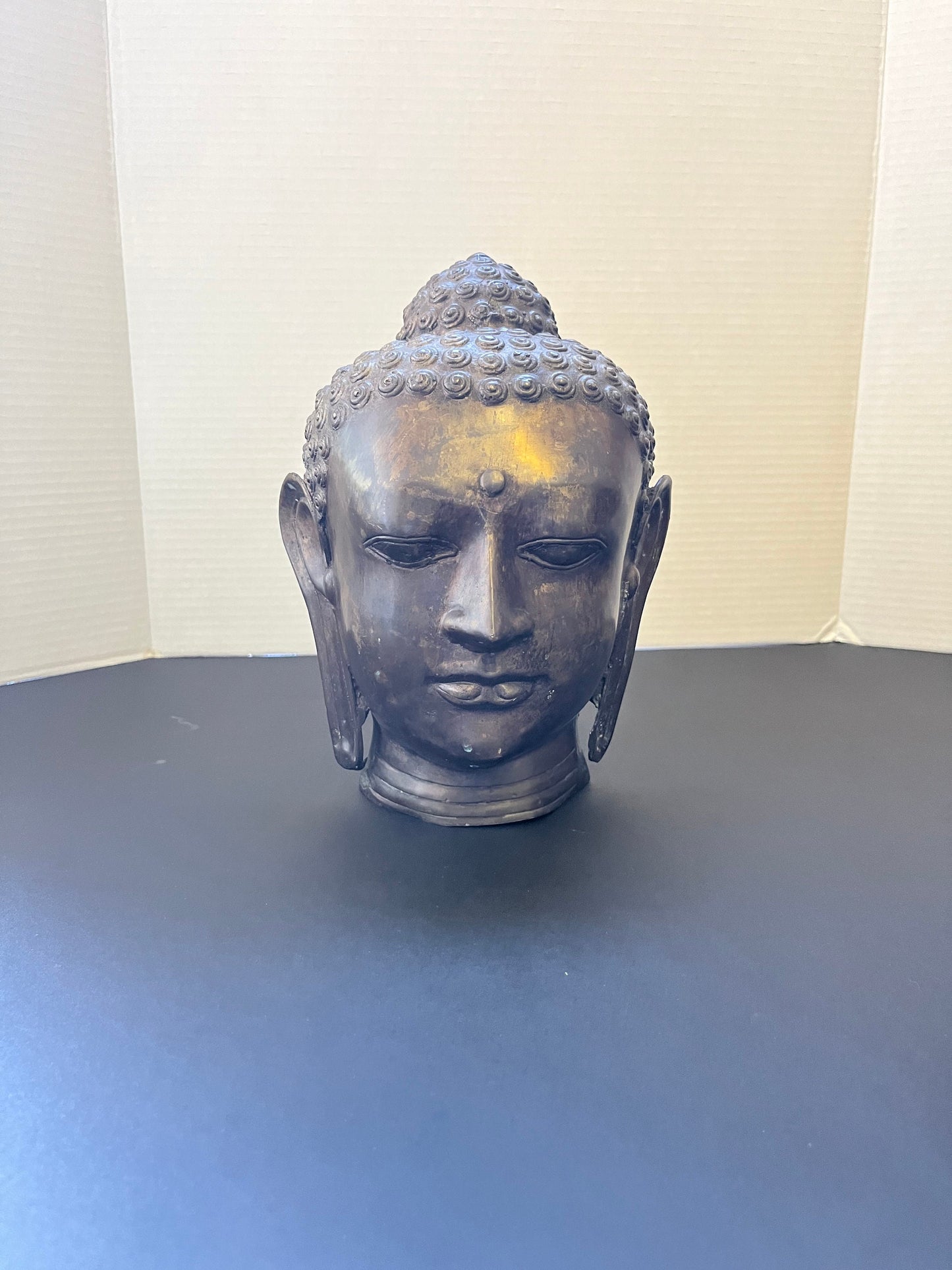 Amazing 9.5 inch high Thai bronze Buddha with amazing patina  stunning look and wow price  peaceful look