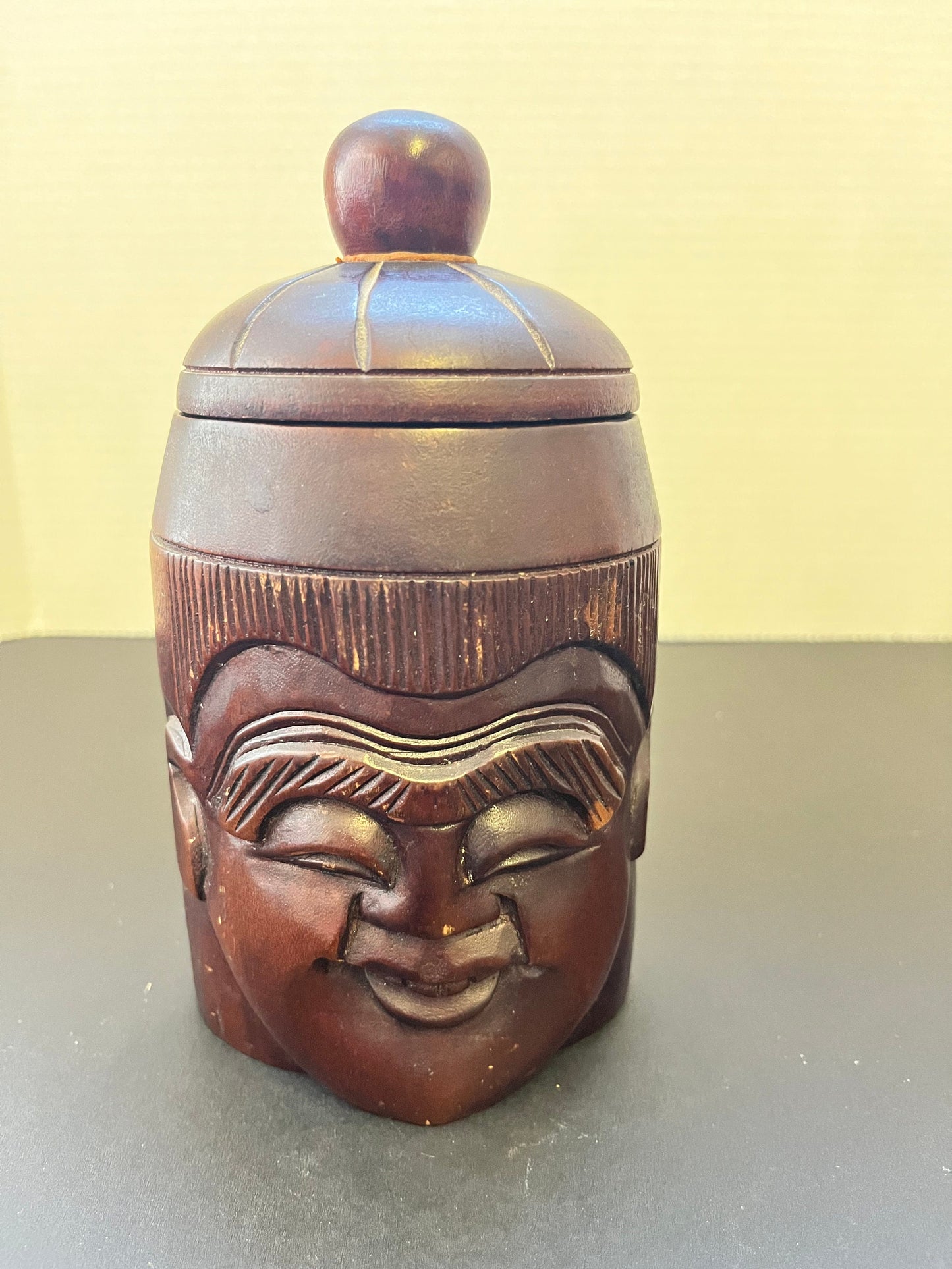 Absolutely fabulous Chinese hardwood 7 inch tall Confucius  characterized Humidor box with lid