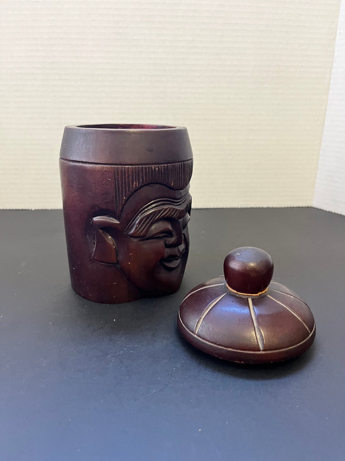 Absolutely fabulous Chinese hardwood 7 inch tall Confucius  characterized Humidor box with lid