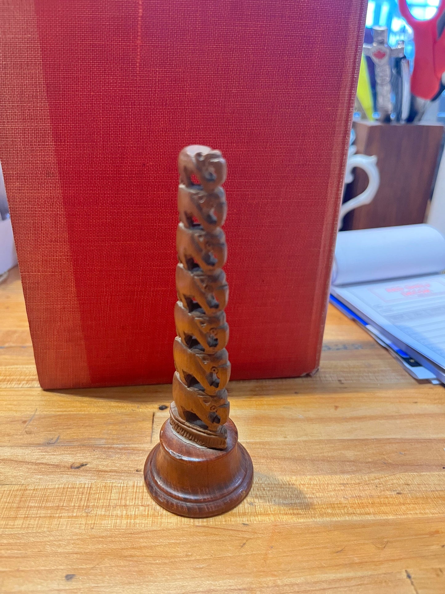 Sexy little 4.5 inch Asian carved teak elephants stacking statue  well detailed  7 elephants  wow detail  super price  great gift