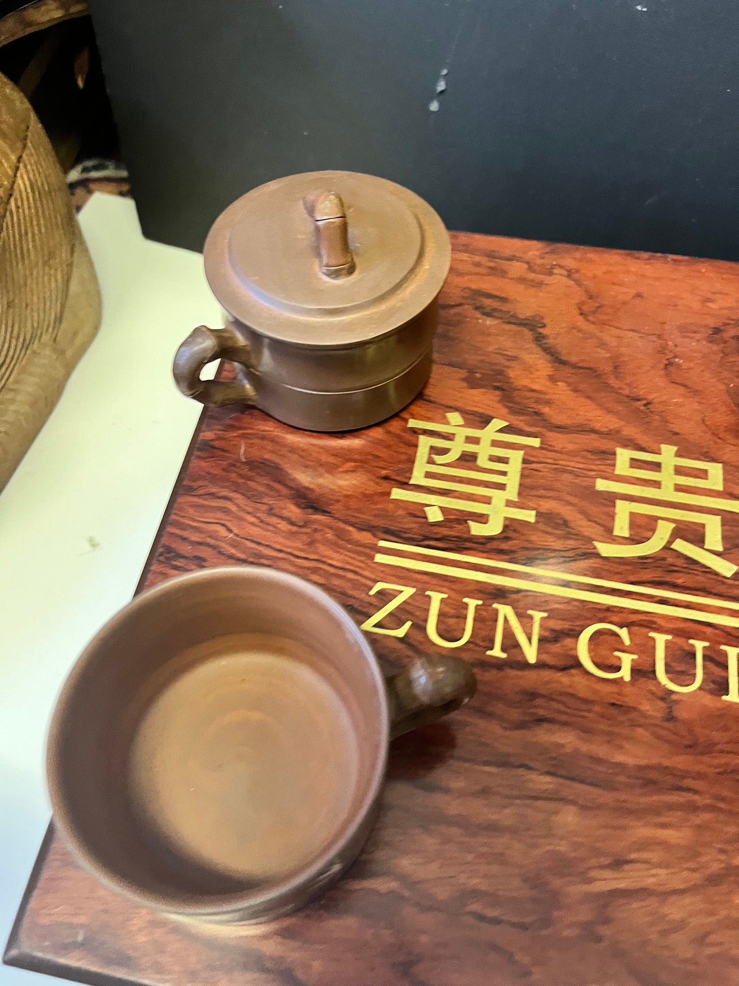 Fabulous Chinese vintage purple clay yixing teaser on ceremonial box  Wonderful condition and a fabulous set to use or gift  wow