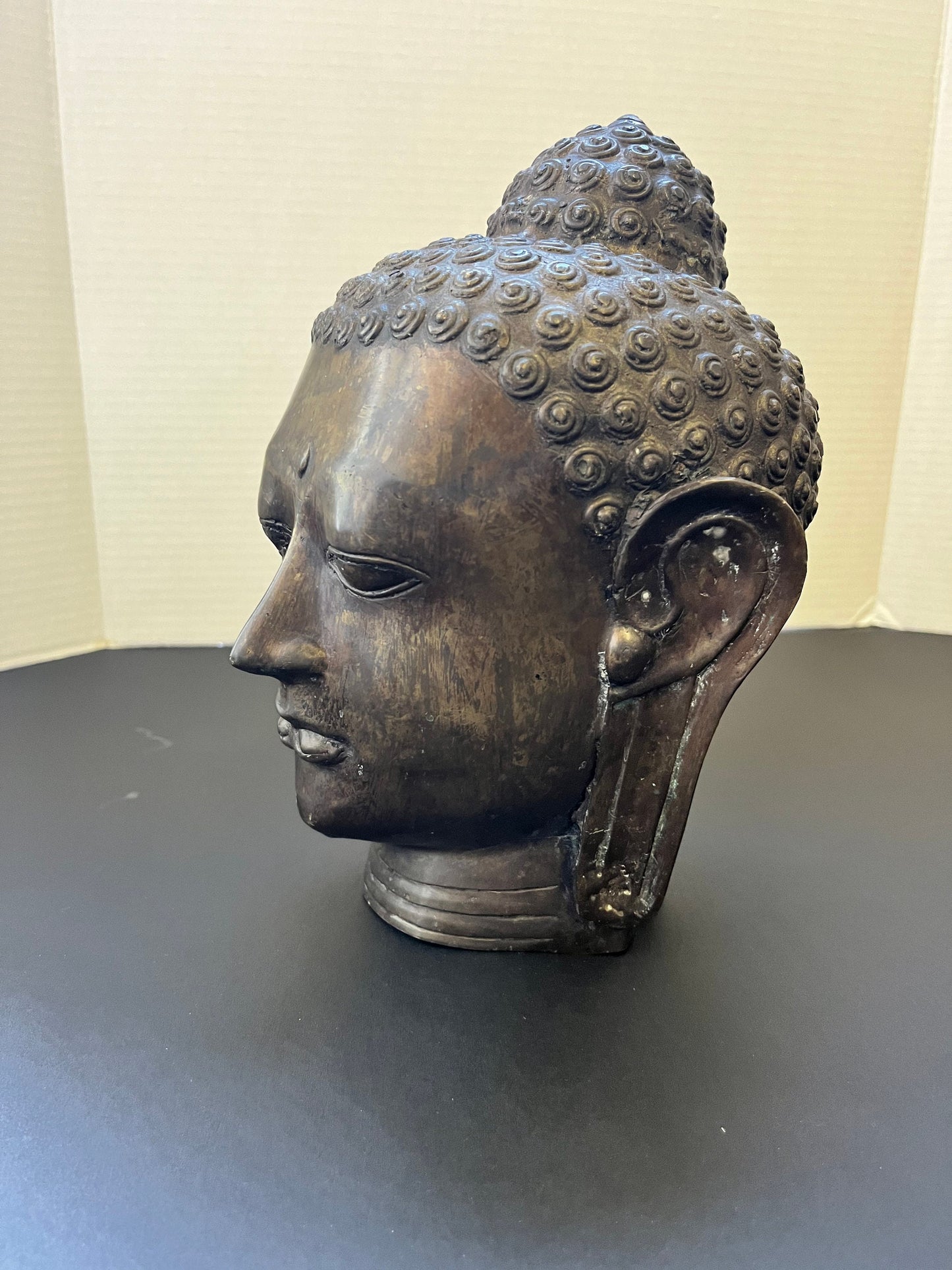 Amazing 9.5 inch high Thai bronze Buddha with amazing patina  stunning look and wow price  peaceful look