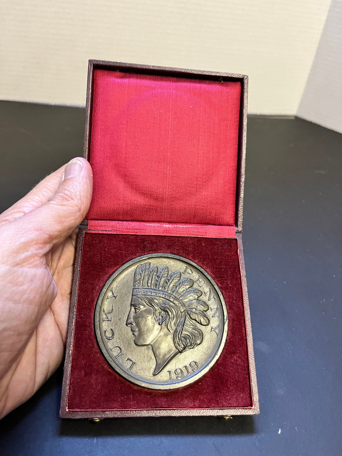 Fantastic antique 1919 bronze Lucky penny from Portland Oregon in original box  Great Patina and amazing gift  one if a kind  wow