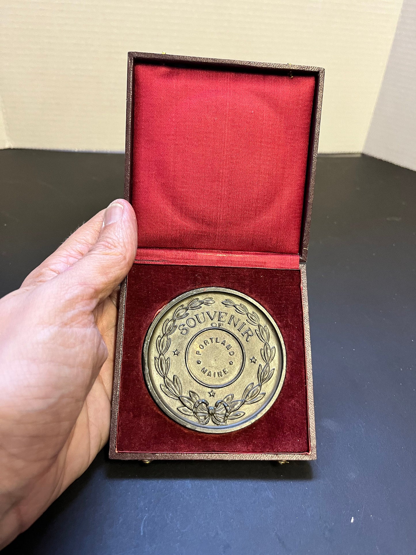 Fantastic antique 1919 bronze Lucky penny from Portland Oregon in original box  Great Patina and amazing gift  one if a kind  wow