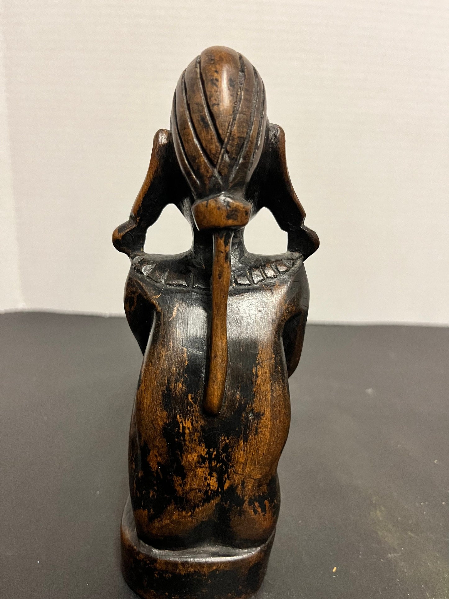 Absolutely glorious 7 inch tall 1960s intricately carved Ebony statue  Amazing detail and quality and truly a piece of African history