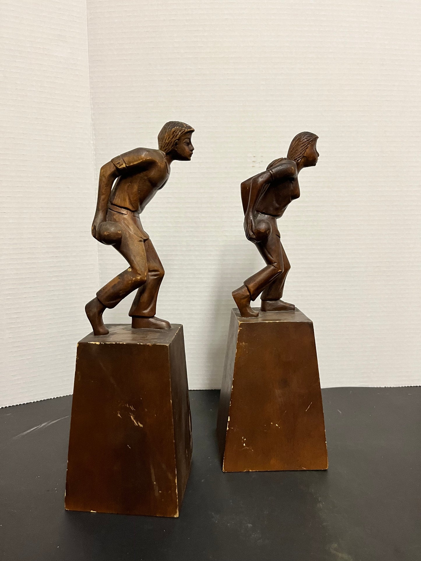 Absolutely magnificent museum quality one of a kind 13 x 4 high pair of 1920s or earlier oceanic wooden bowling statues