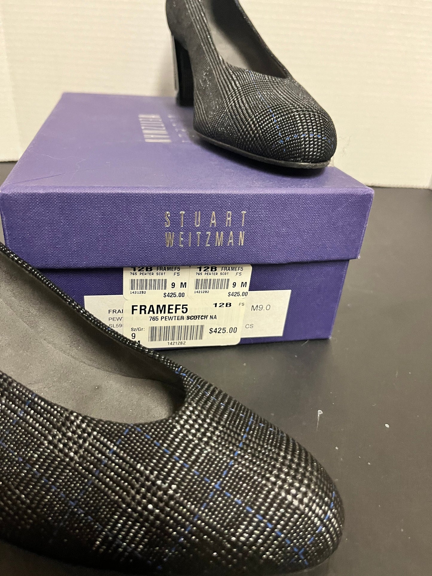 Size 9 womens brand new  Stuart Weitzman