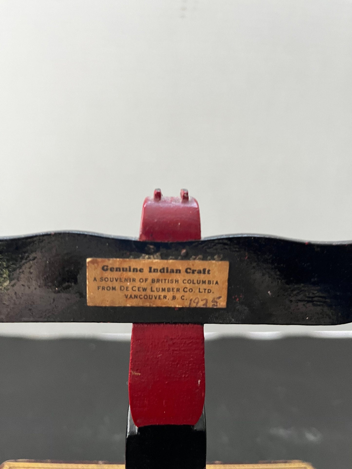 Fabulous 5 x 6 high 1925 stickered indigenous first nations, pacific northwest coast, Vancouver lovely well painted totem pole.  wow wow