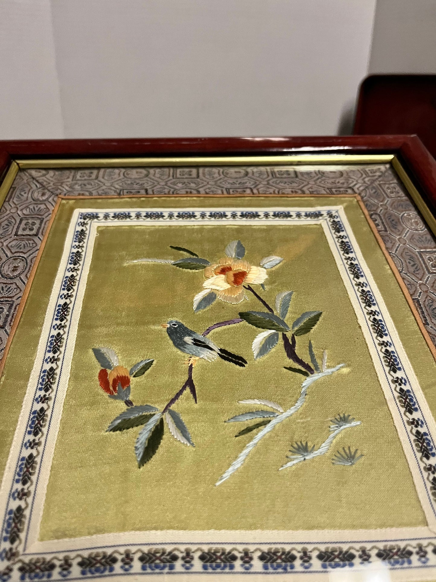 Exquisite 13 x 11 antique Chinese embroidery in stunning Rosewood frame  depicting birds on a wire with exquisite accuracy  lovely gift