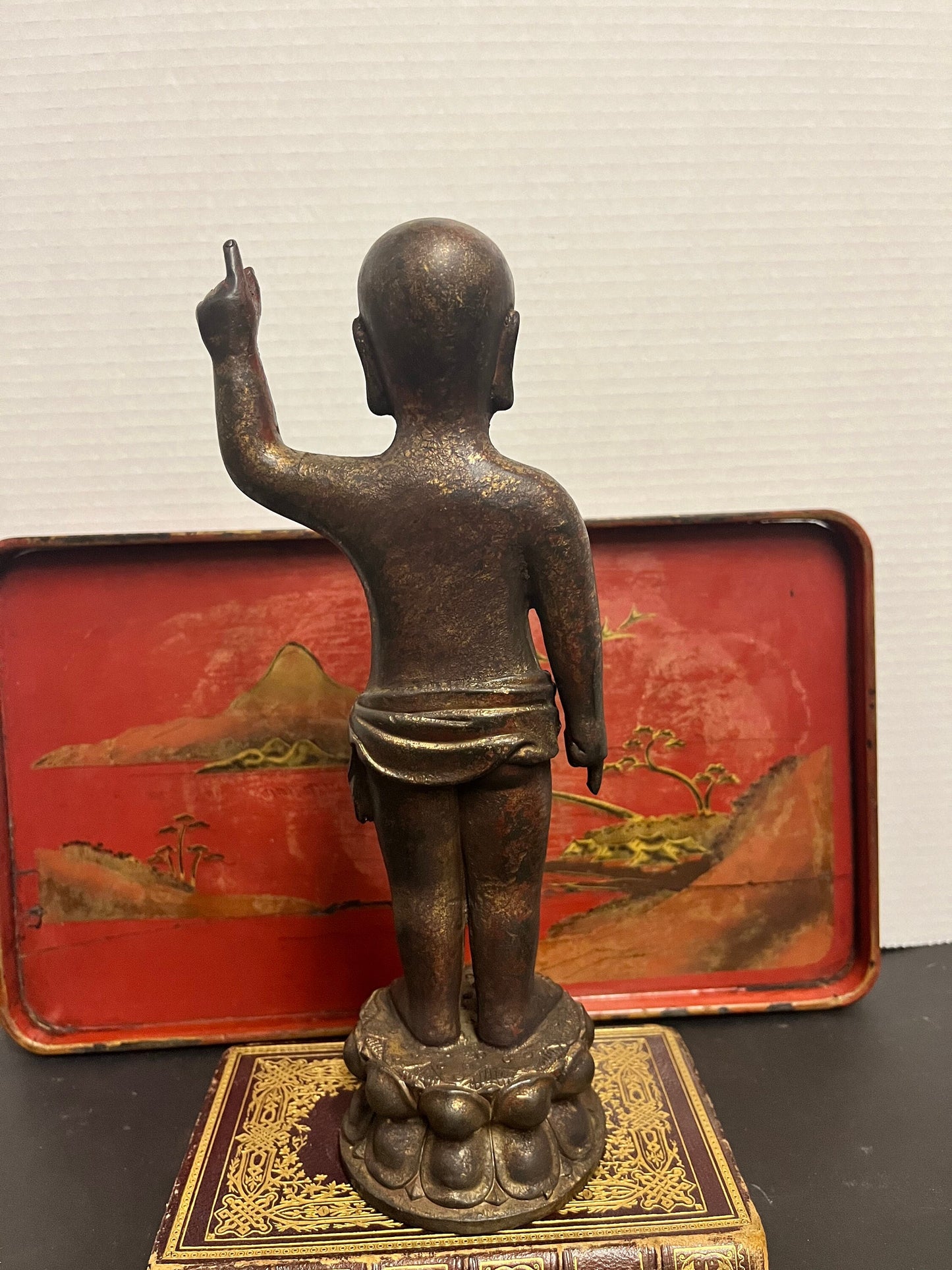 Absolutely fabulous museum quality 10.5 inch, 18 century to bathroom bronze of a deity or God.