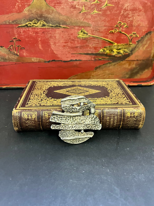 Very cool 2.5 inch brutalist pendant